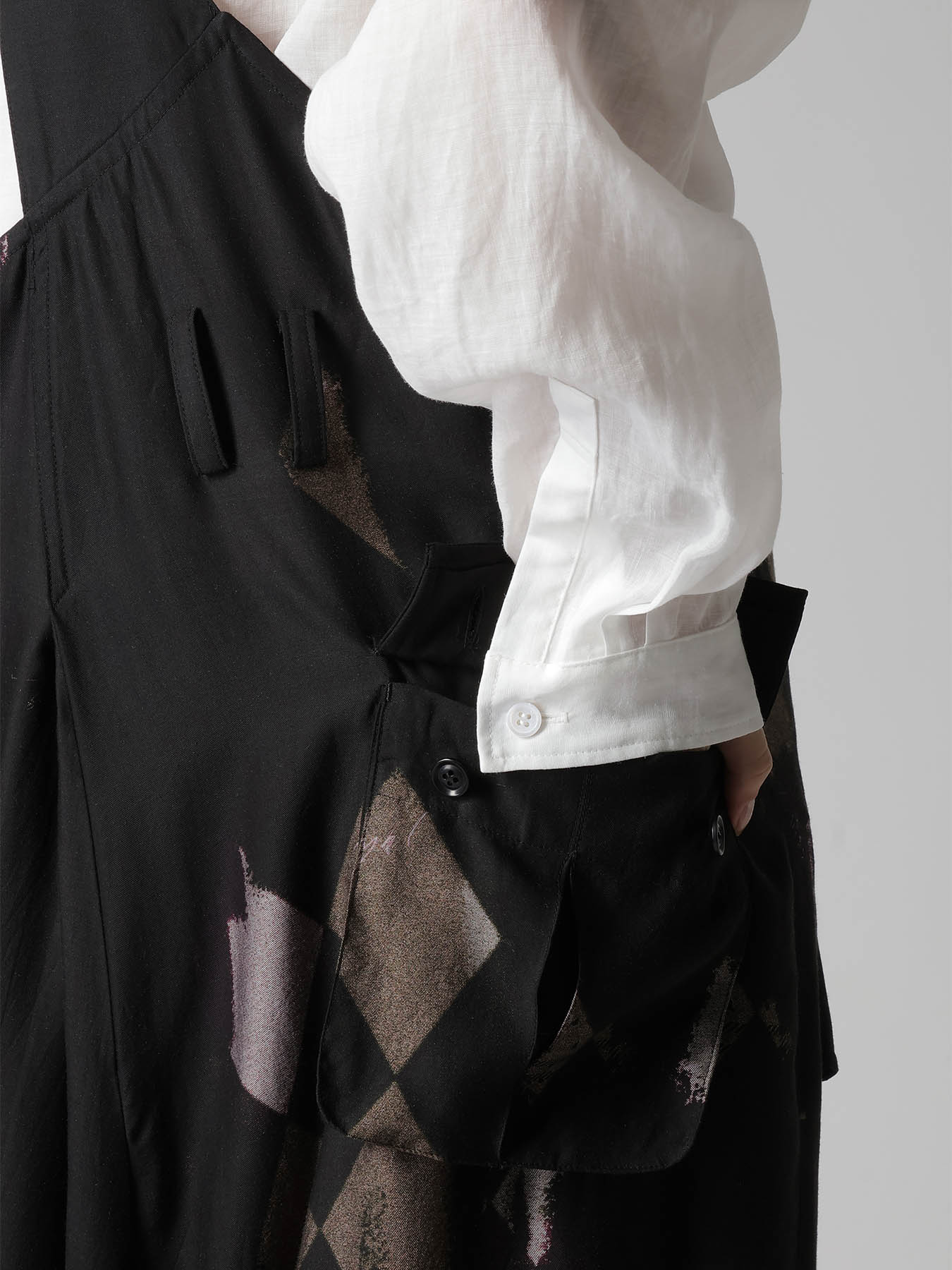 DIAMOND PATTERN CUPRO DUNGAREE PANTS