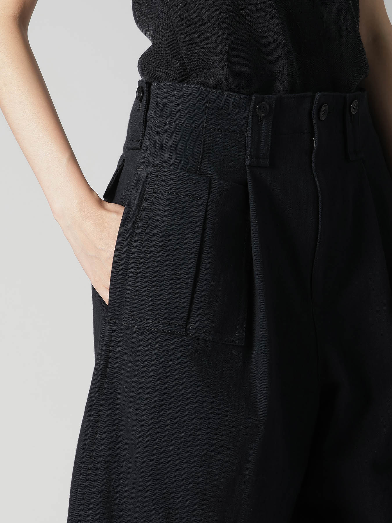 HARD TWISTED NIDOM BIO WASH CARGO SHORTS