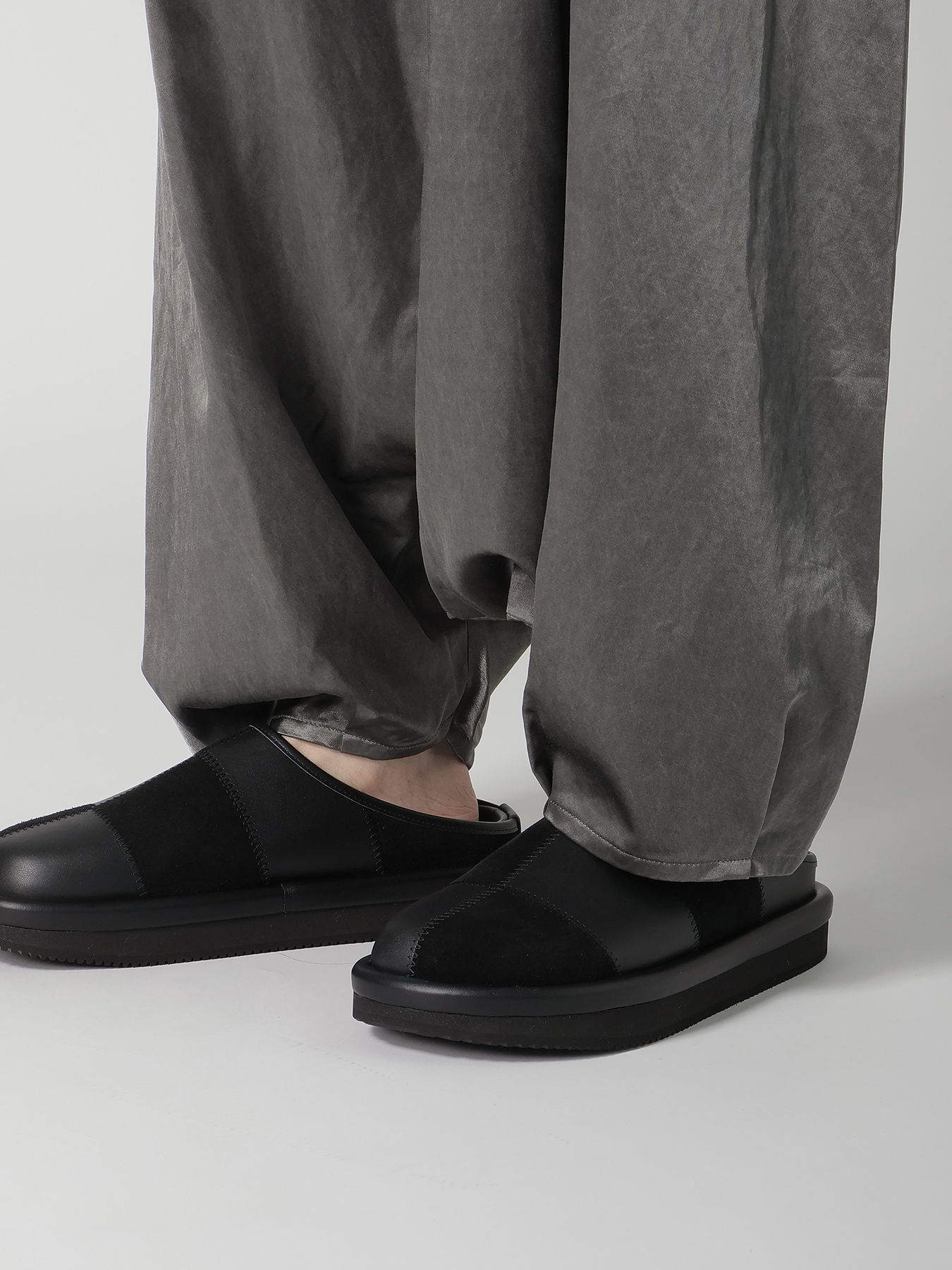 BLEACH SATIN BALLOON PANTS