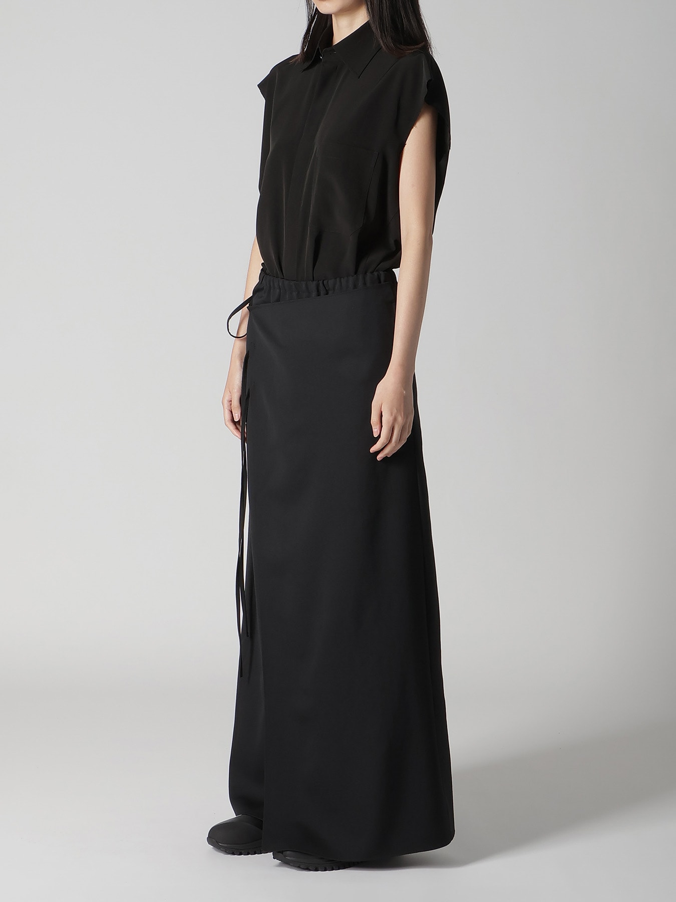 WOOL GABARDINE WRAP SKIRT