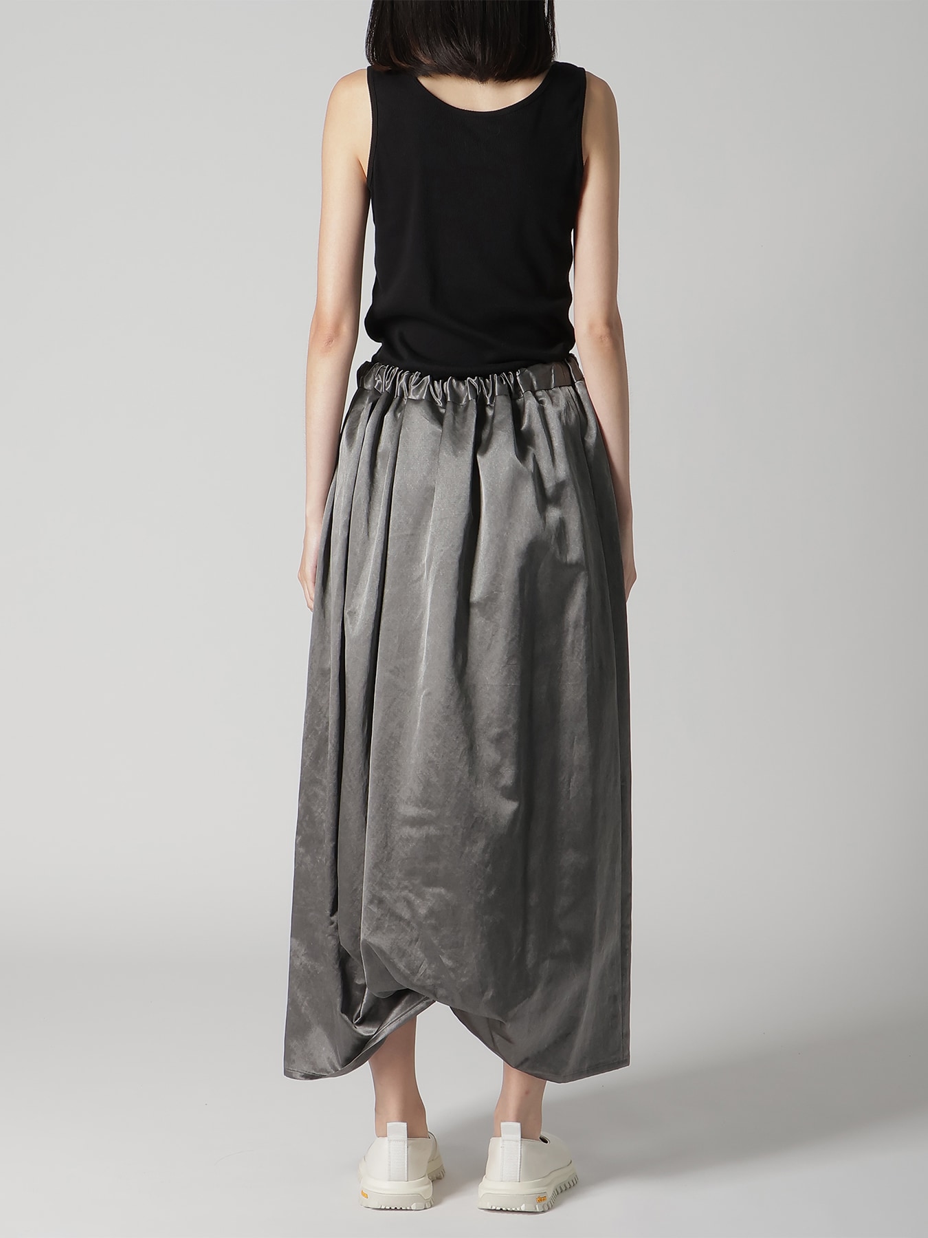 BLEACH SATIN TUCK SKIRT