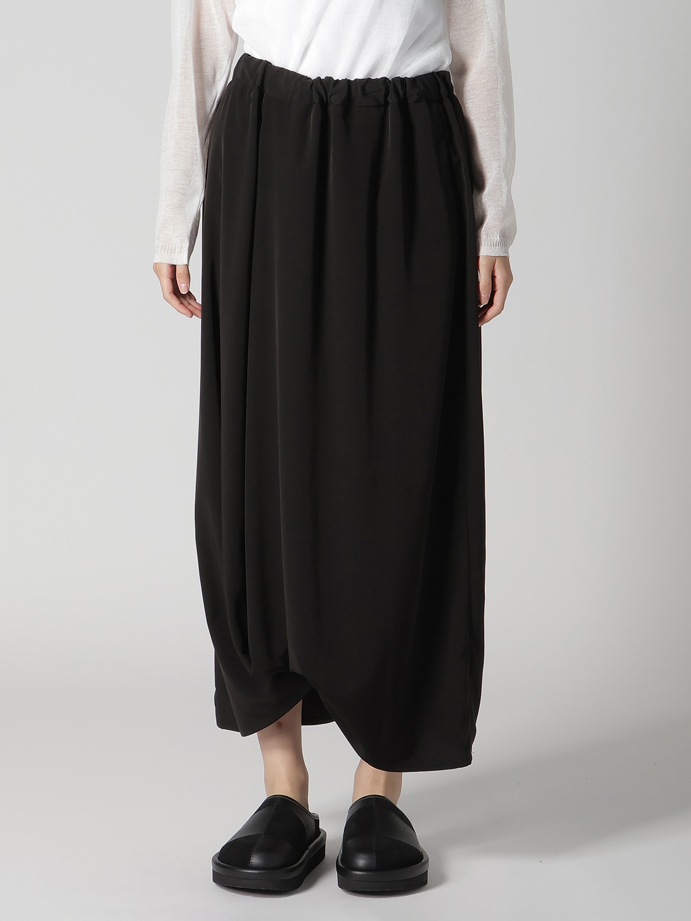 TA/PE SUPER VIYON TUSSER TUCK SKIRT