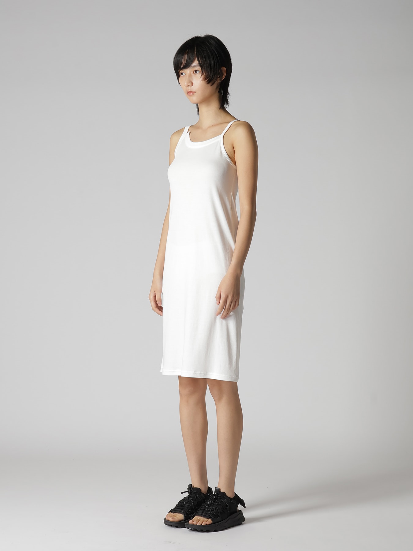 Y" EMBROIDERY SLEEVELESS LONG TEE