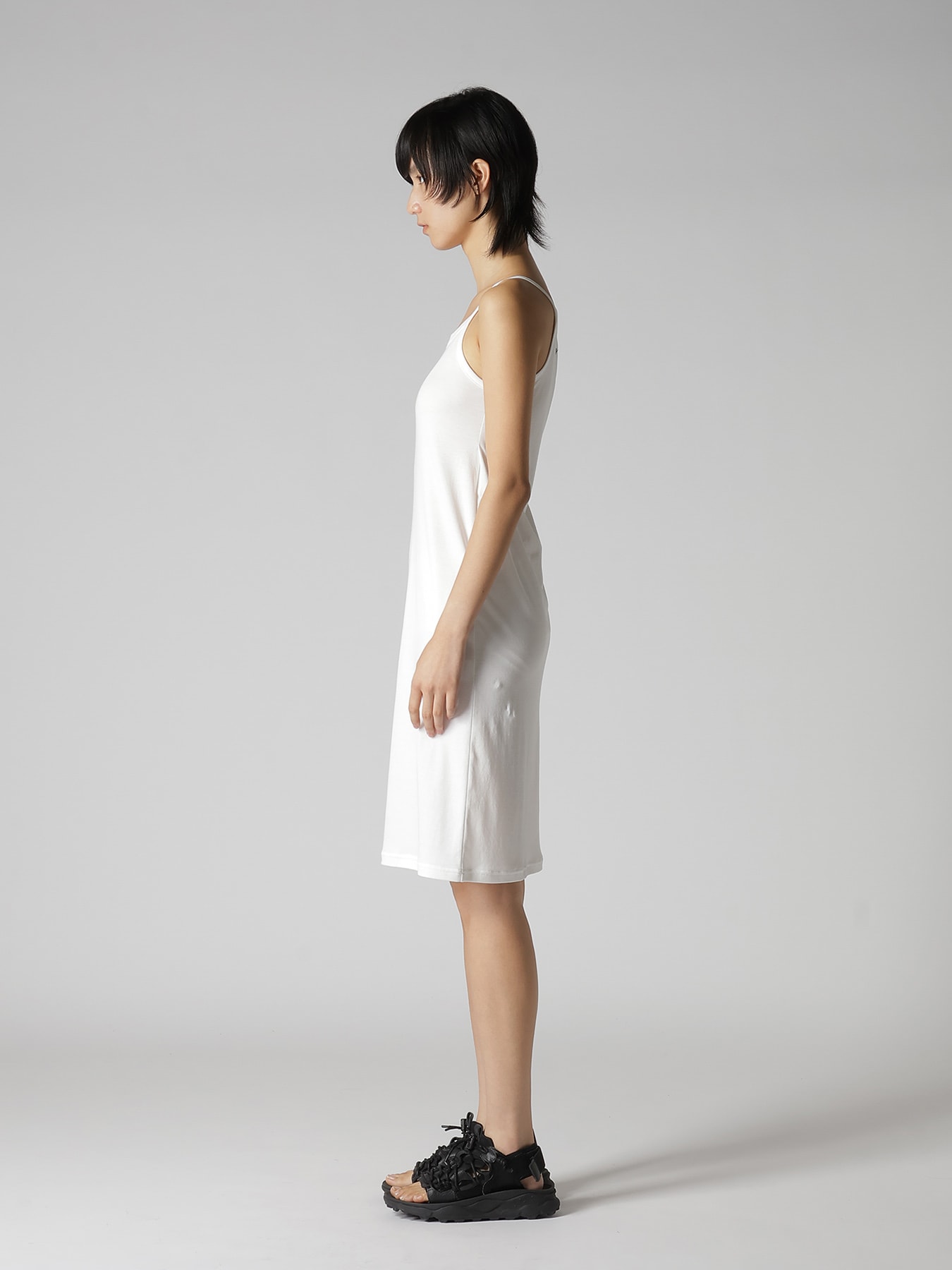 Y" EMBROIDERY SLEEVELESS LONG TEE