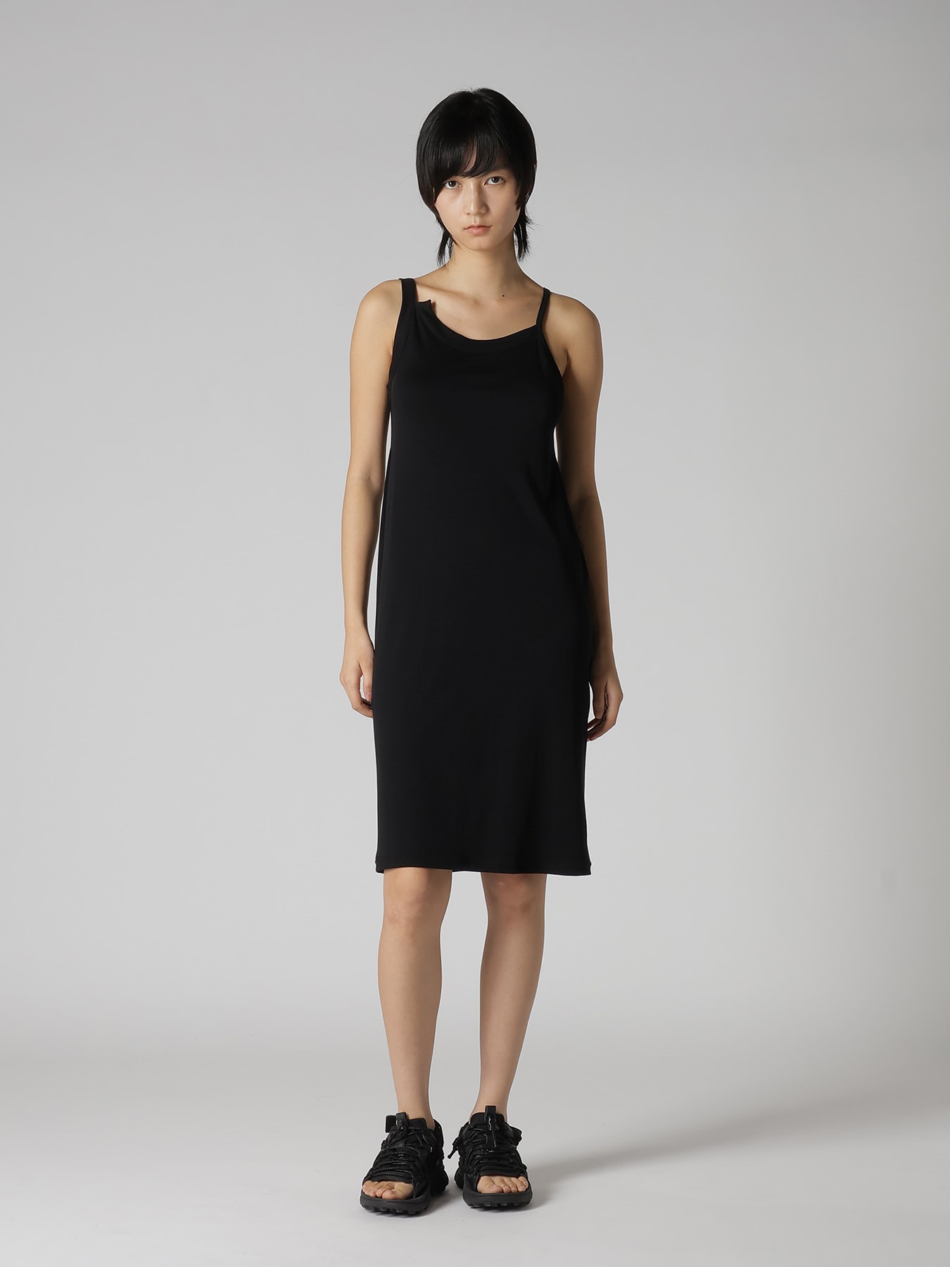 Y" EMBROIDERY SLEEVELESS LONG TEE