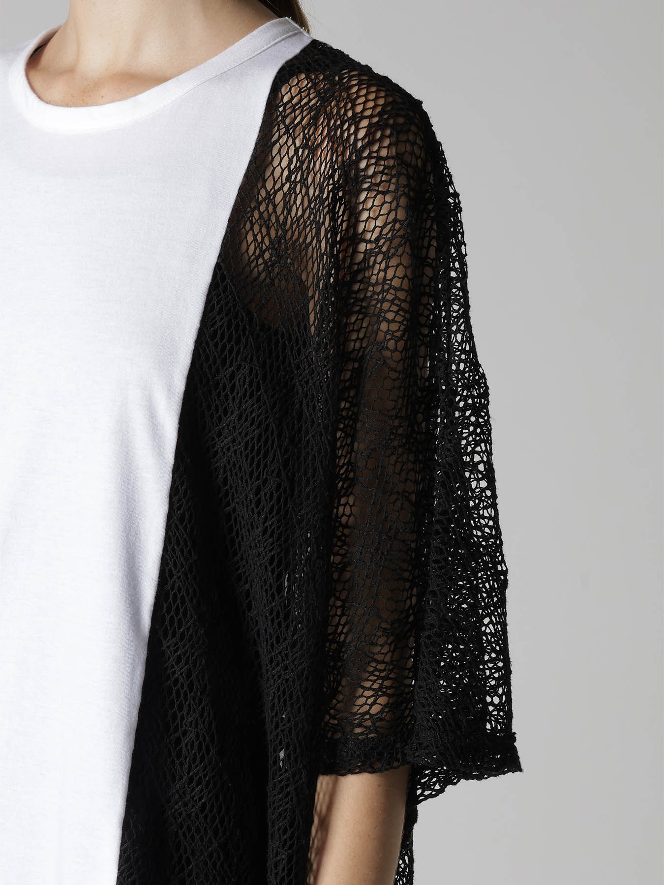 LACE COMBINATION HALF SLEEVE TEE