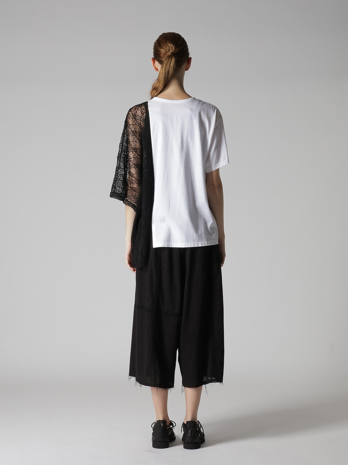 LACE COMBINATION HALF SLEEVE TEE