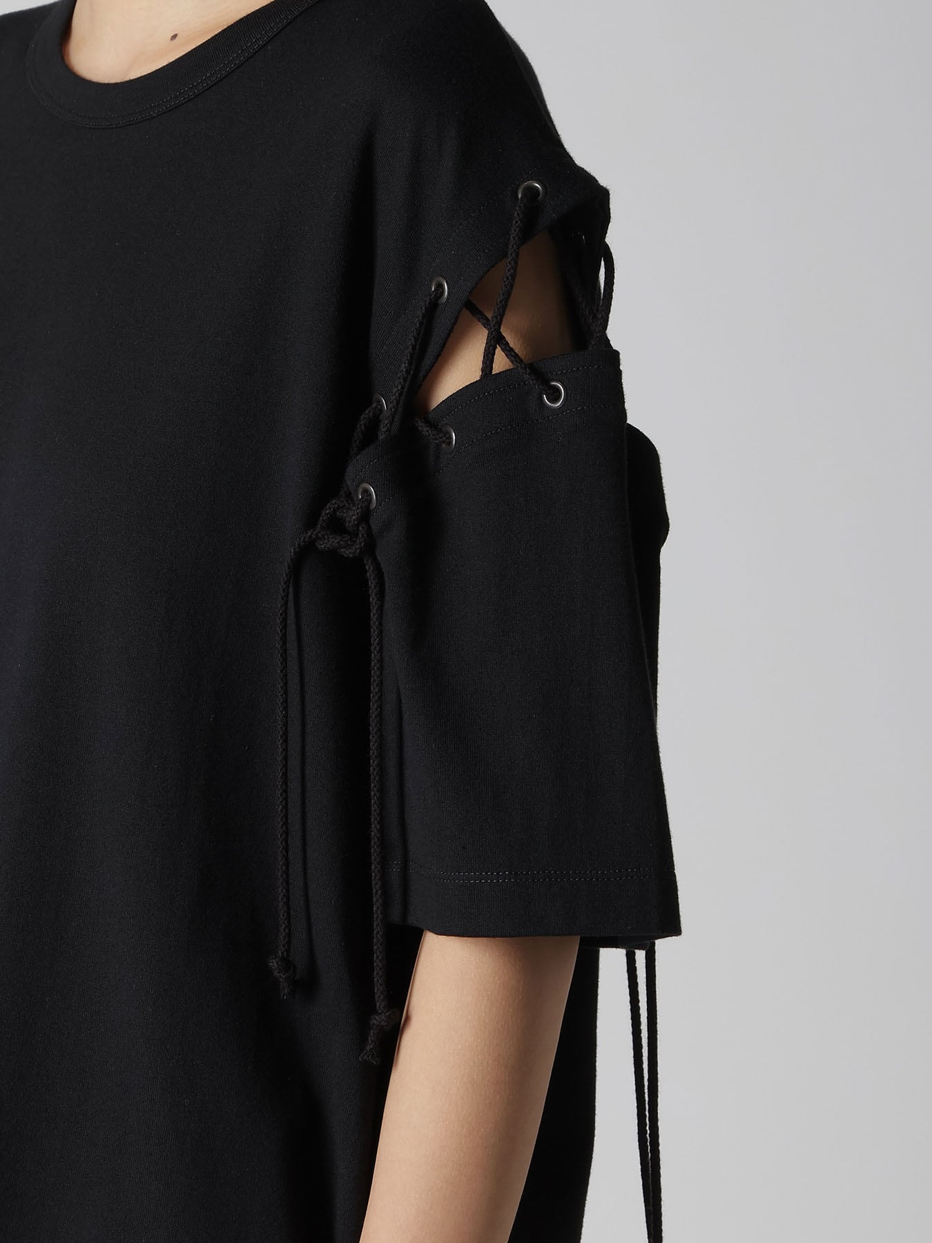 COTTON JERSEY LACE UP HALF SLEEVE TEE