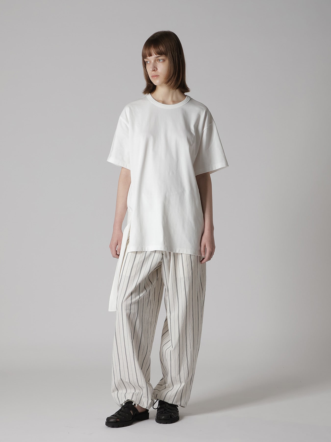 COTTON JERSEY SLIT SHORT SLEEVE TEE