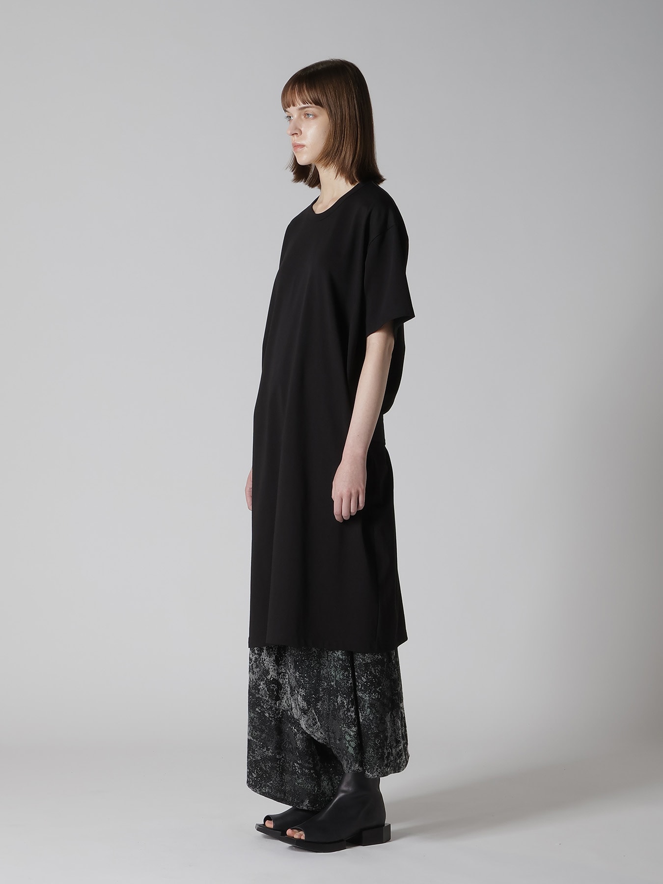 COTTON JERSEY SLIT SHORT SLEEVE LONG TEE