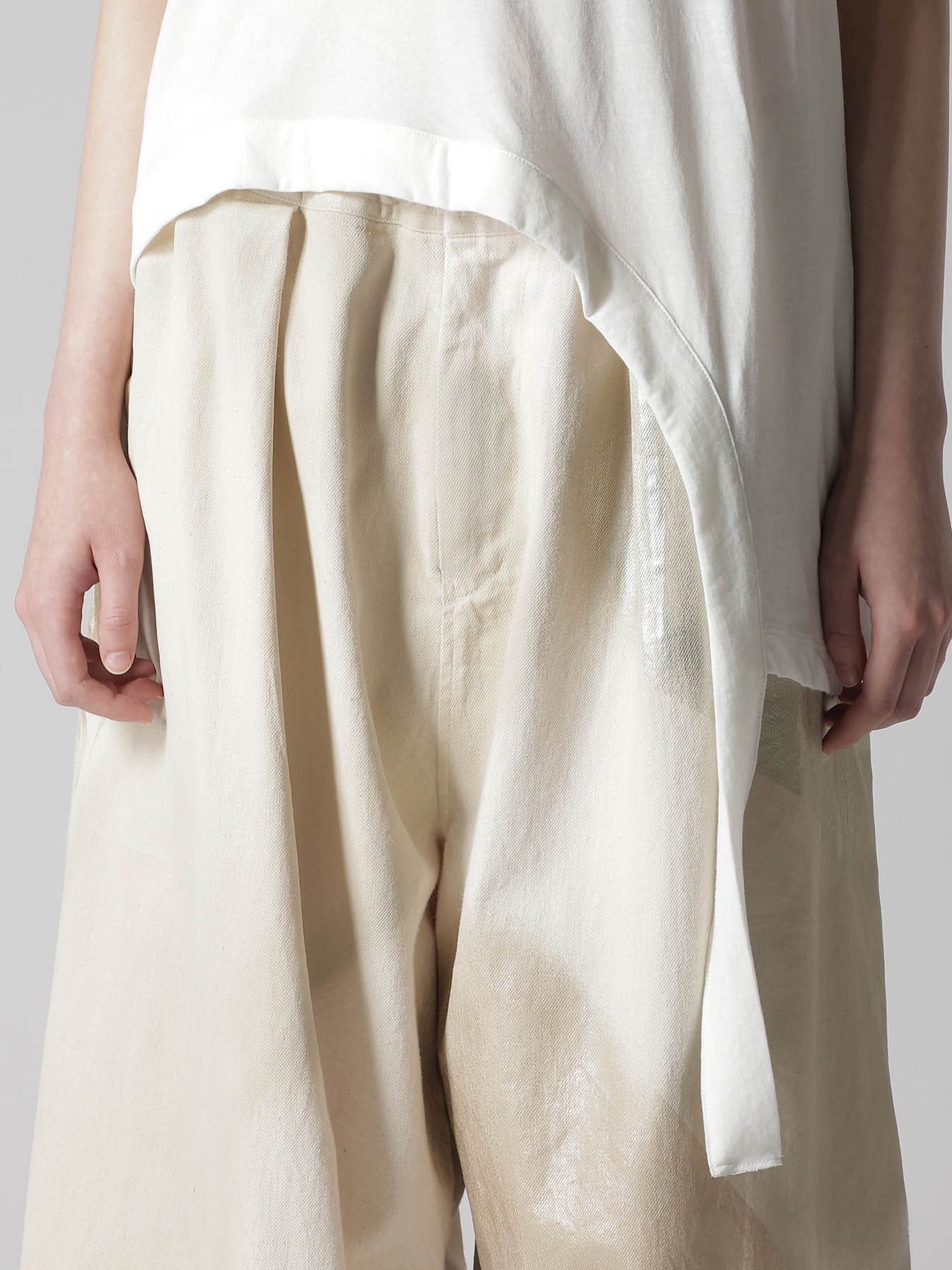 HARD-TWISTED JERSEY HOLLOW TEE A