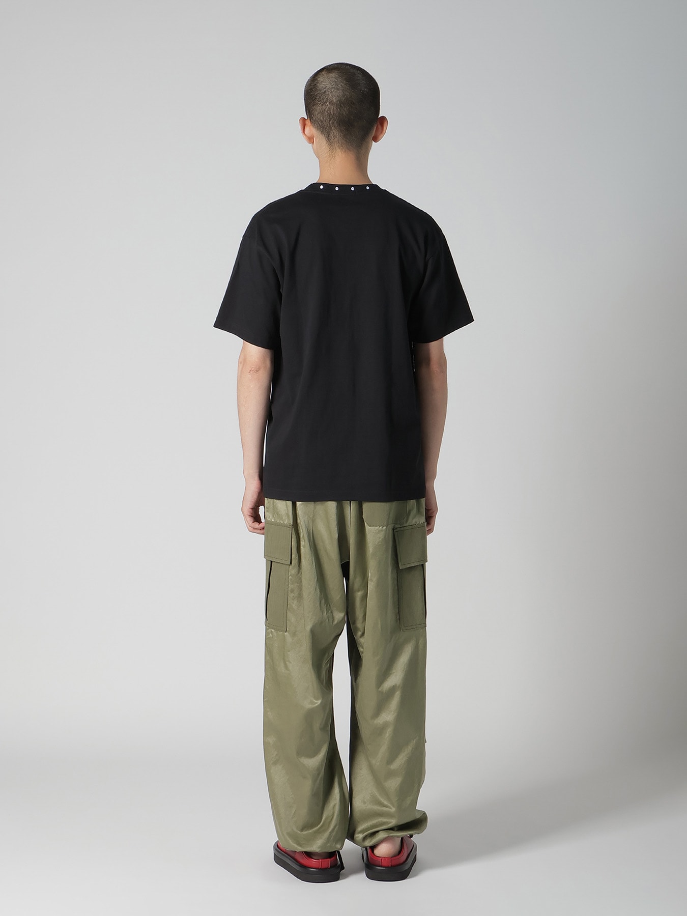 6.2 OZEMBROIDED LOGO TEE