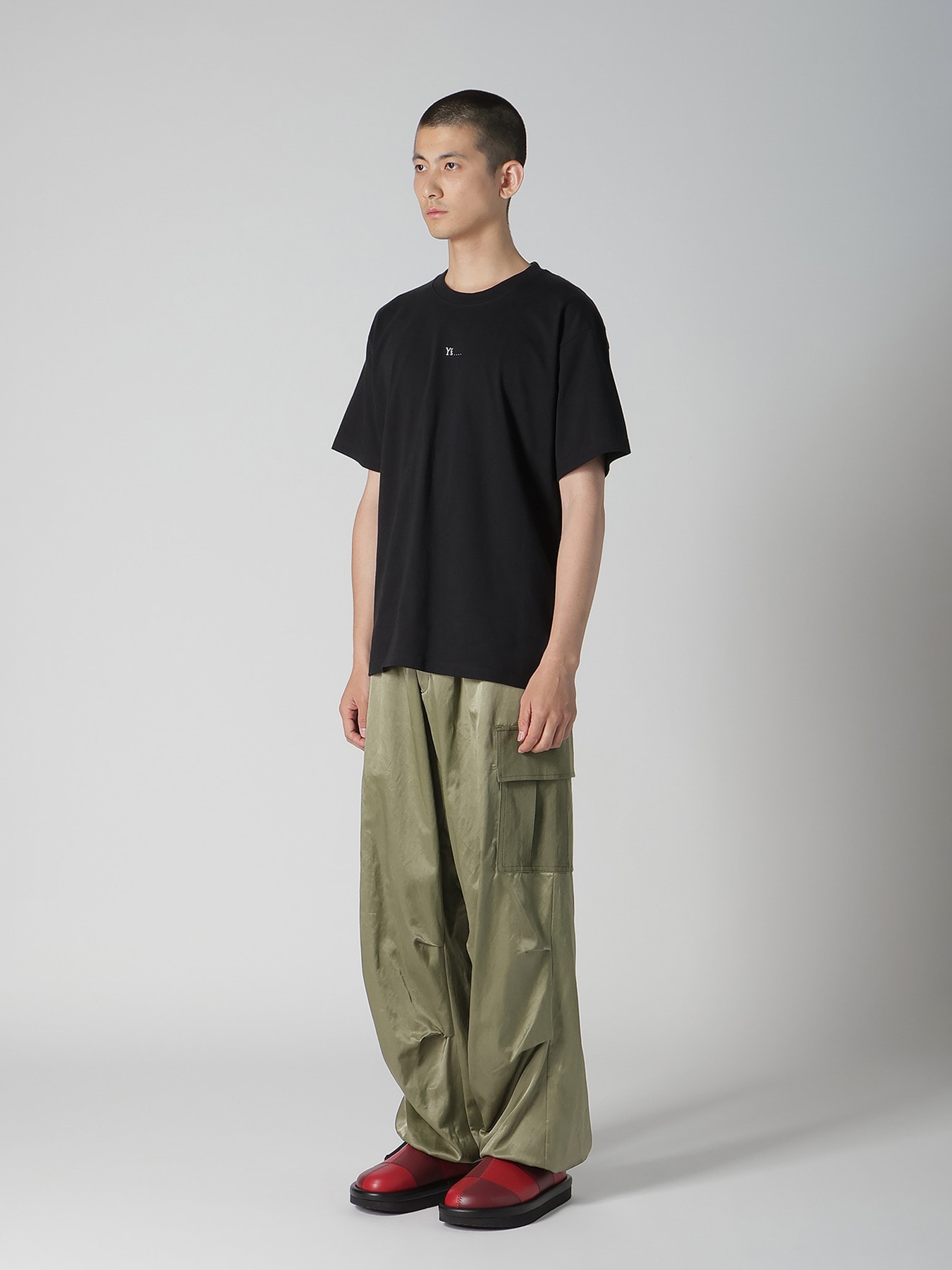 6.2 OZEMBROIDED LOGO TEE