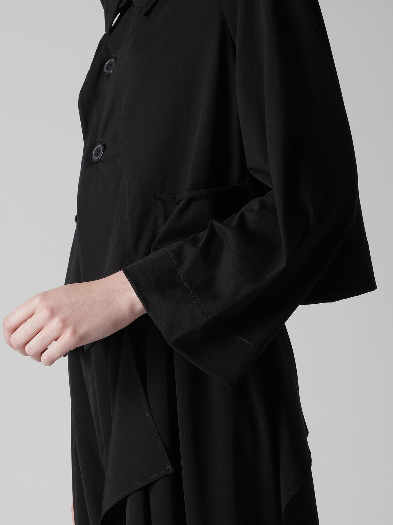 COTTON JERSEY ARRANGED 3-BUTTON JACKET