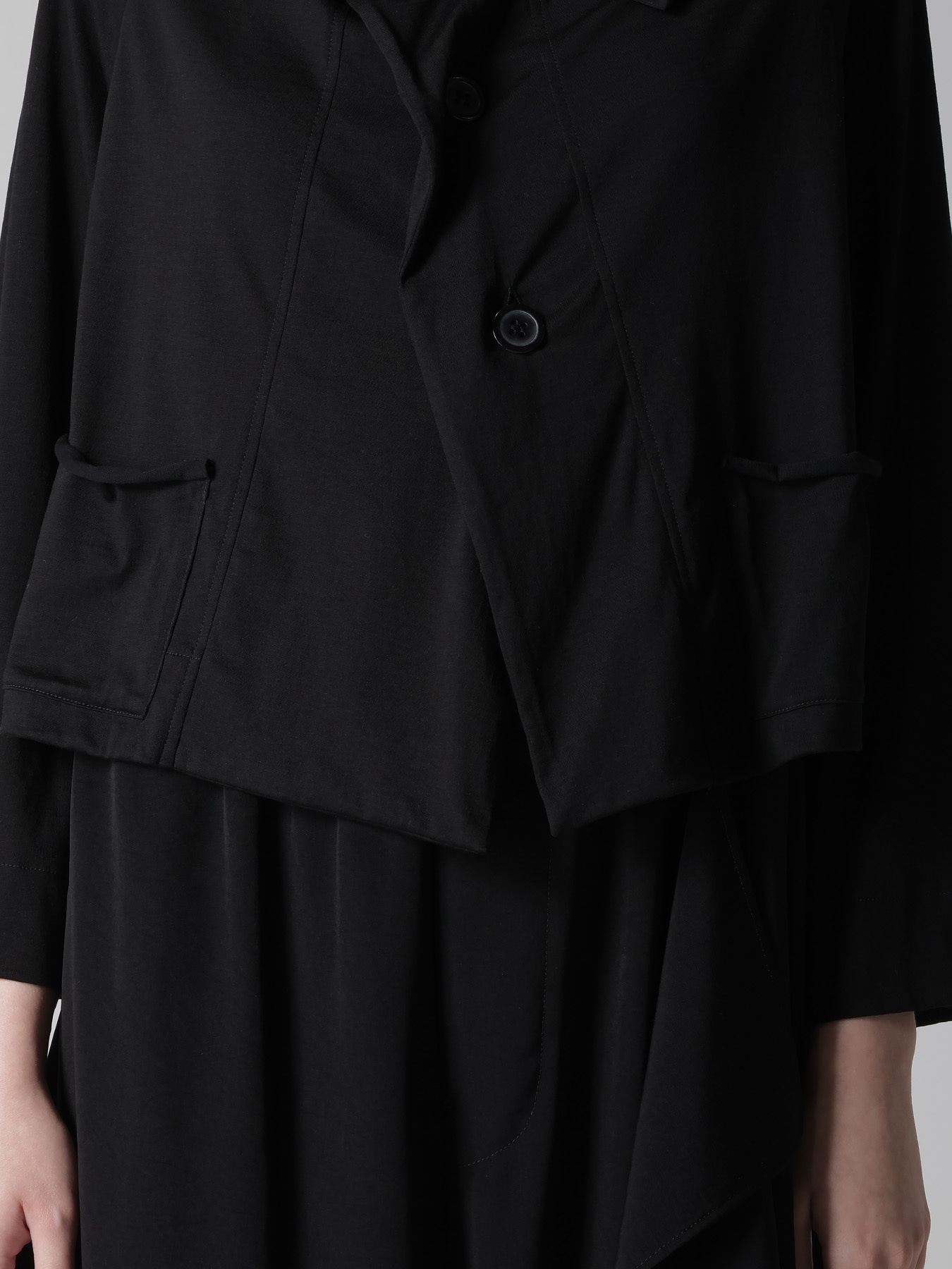 COTTON JERSEY ARRANGED 3-BUTTON JACKET