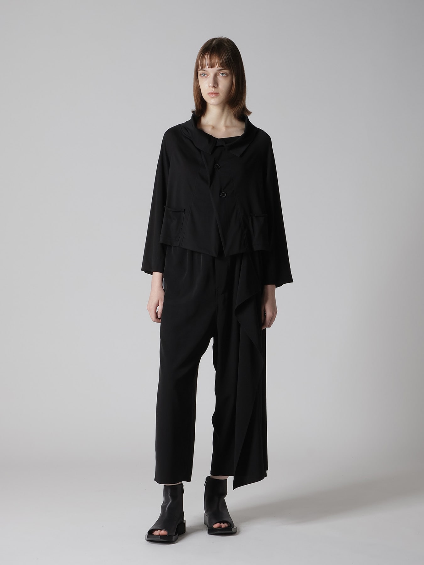 COTTON JERSEY ARRANGED 3-BUTTON JACKET