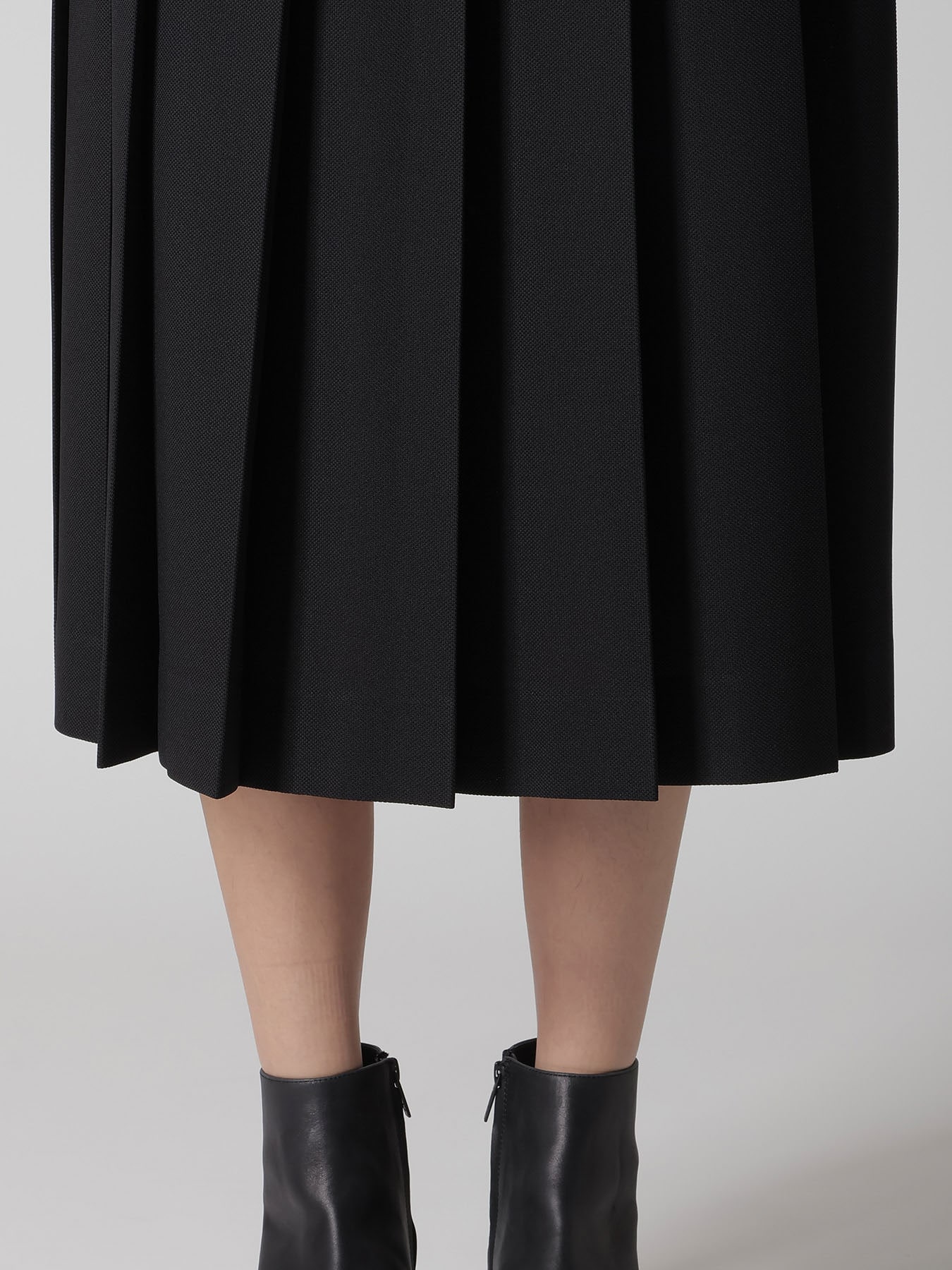 POLYESTER PLEATED SKIRT
