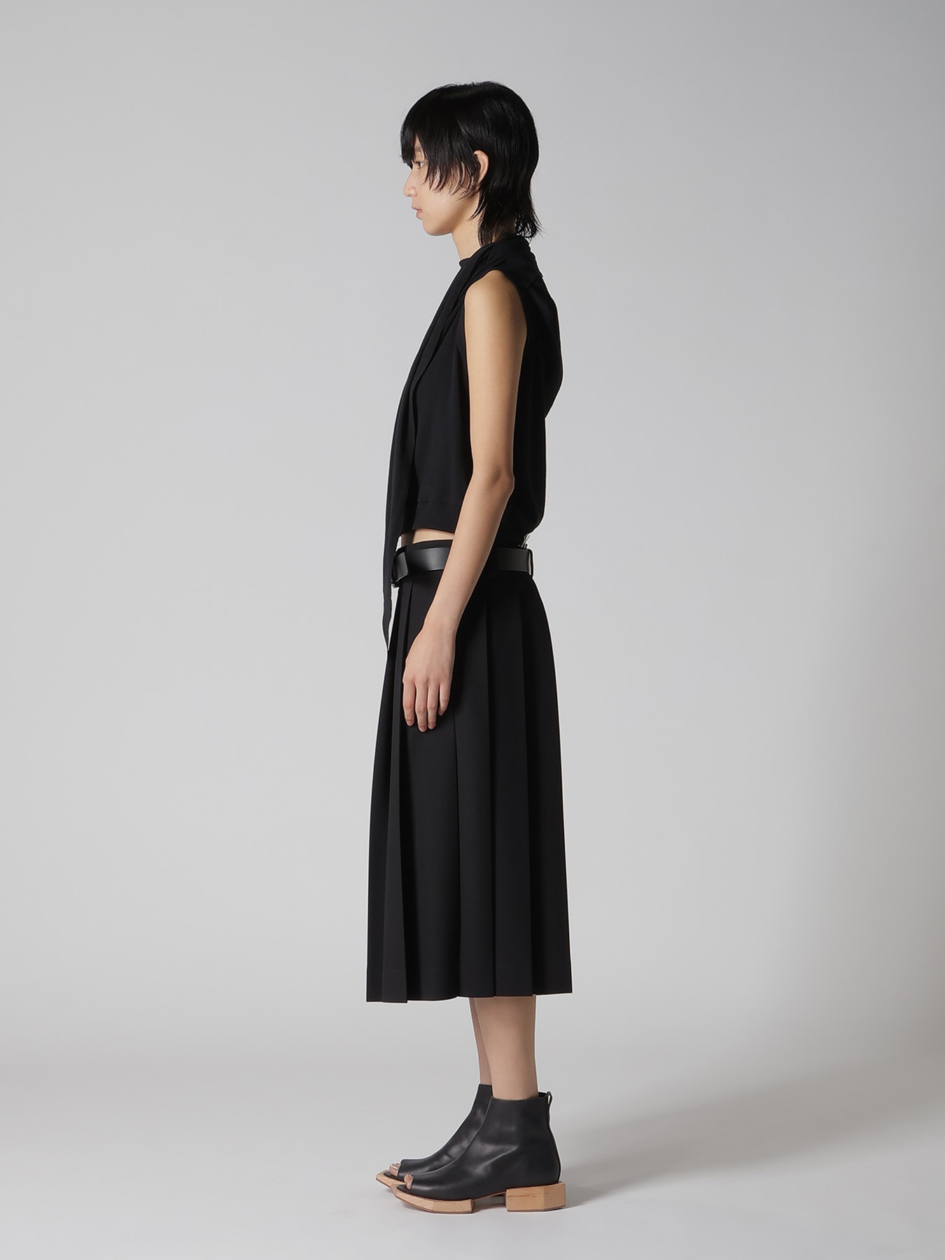 COTTON GAUZE FRAISE DRAPE TIE SLEEVELESS TEE
