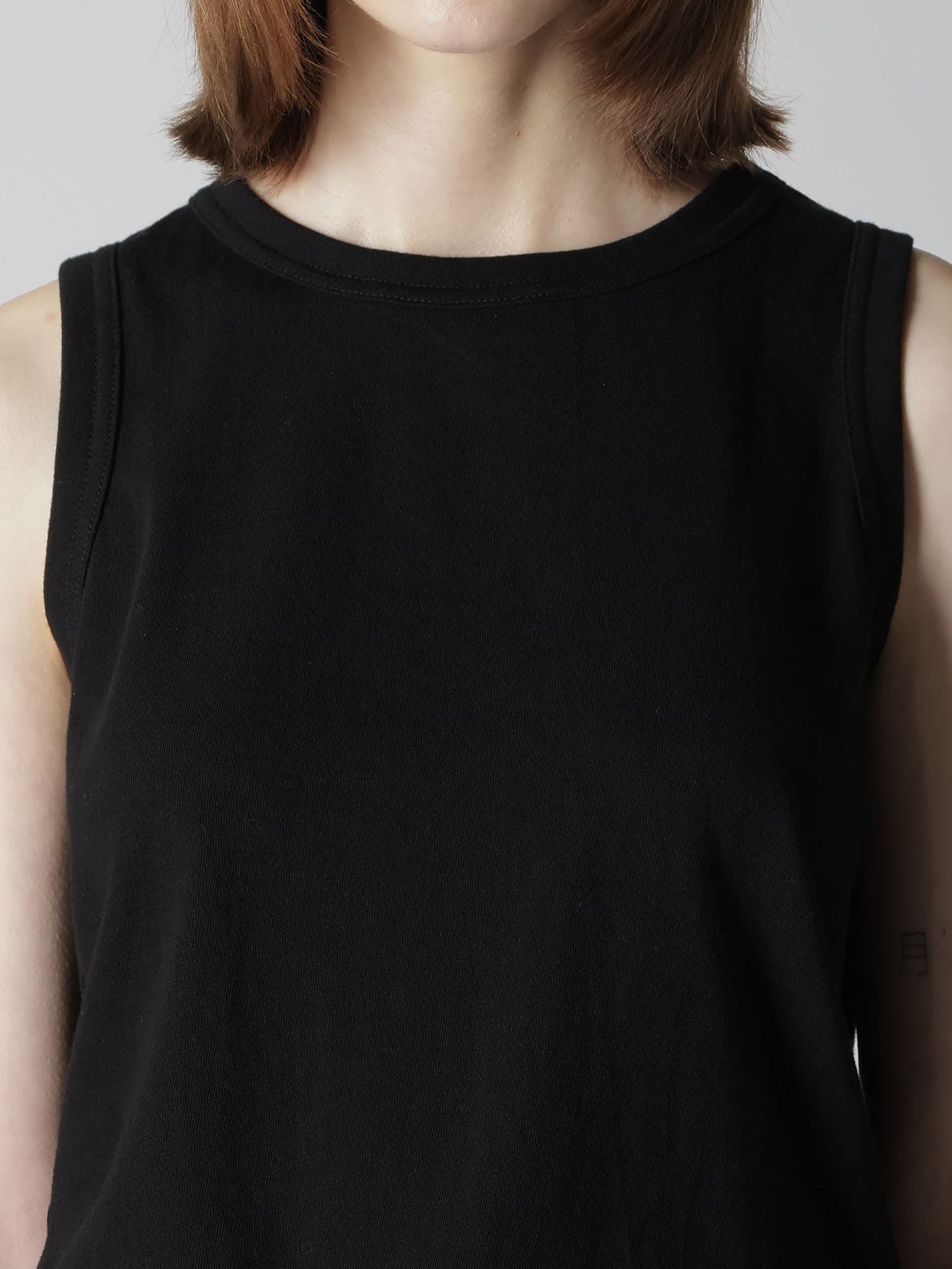 JERSEY BACK LINE SLEEVELESS TEE