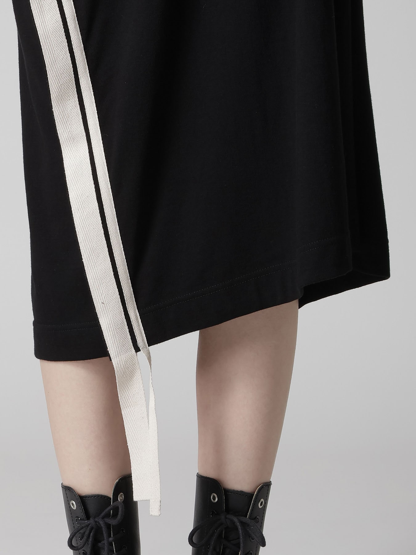 JERSEY UNBALANCE LINE DRESS