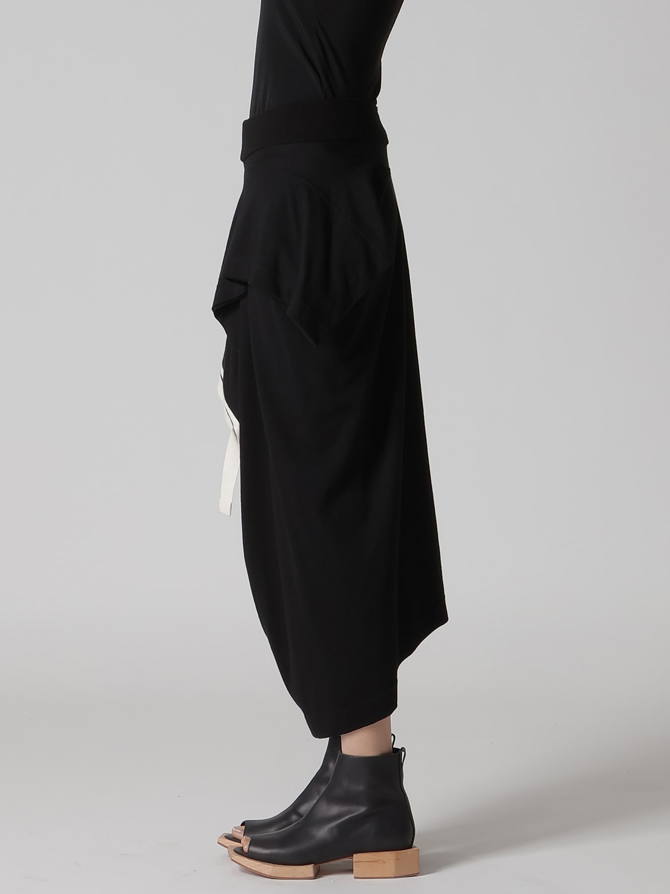 JERSEY UNBALANCE LINE SKIRT