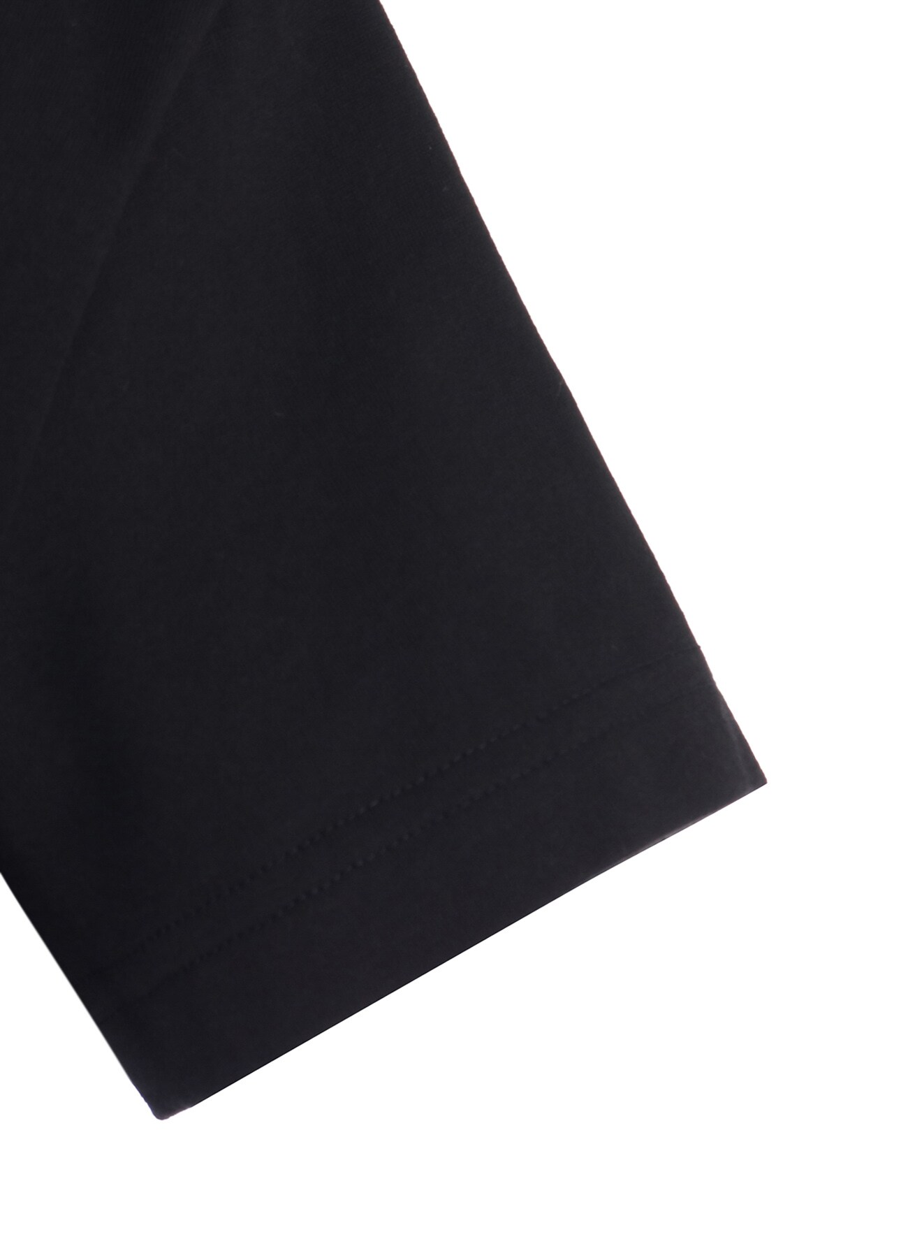 RANDOM STITCH EMBROIDERY SHORT SLEEVE TEE