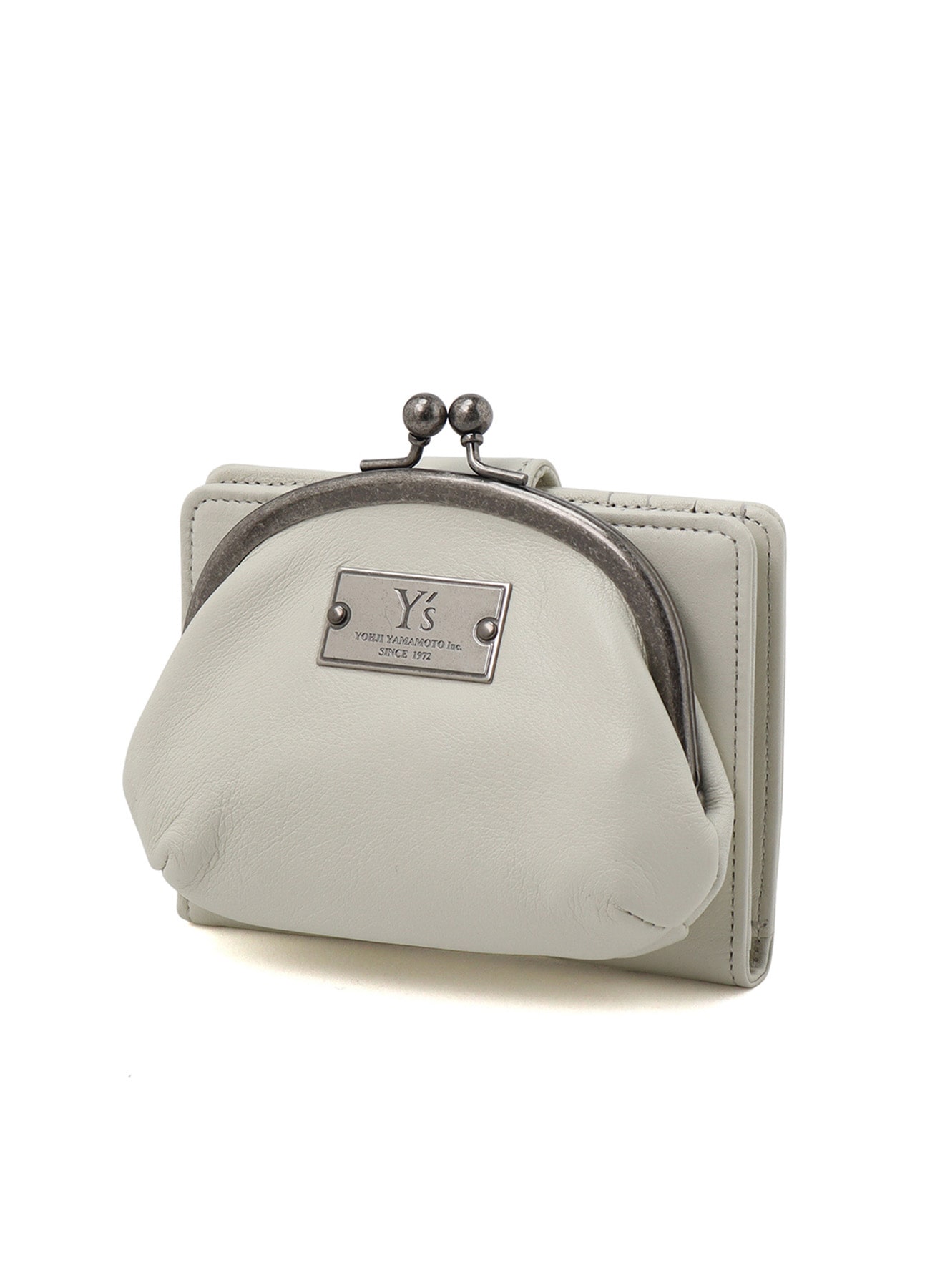 SEMI-GLOSSY LEATHER CARD CASE W/ METAL CLASP