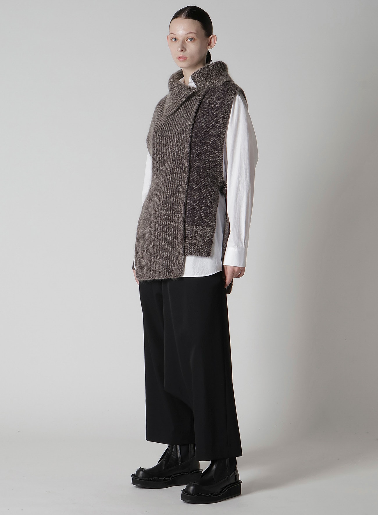 MOHAIR WOOL COMBINATION KNIT VEST