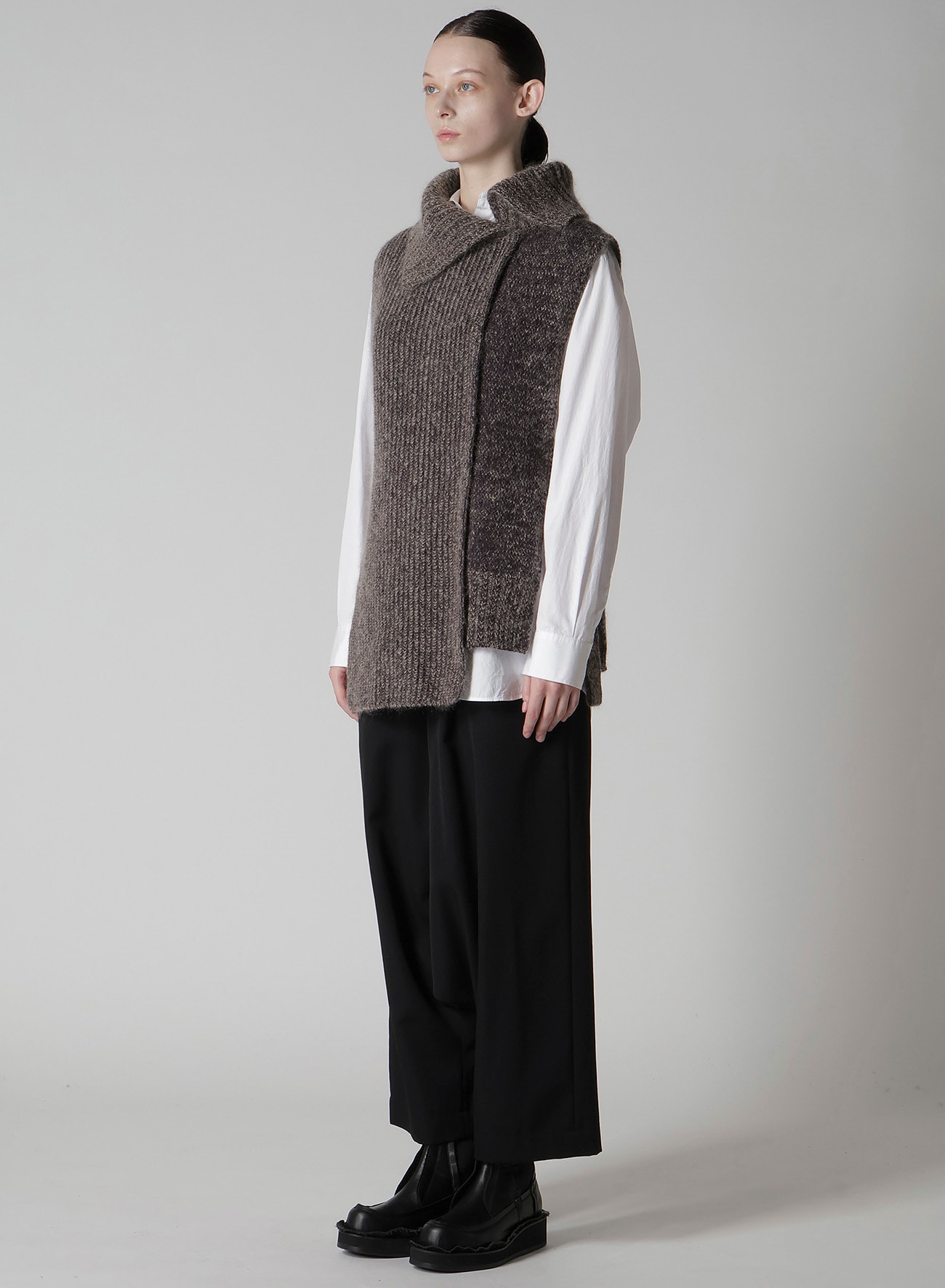 MOHAIR WOOL COMBINATION KNIT VEST