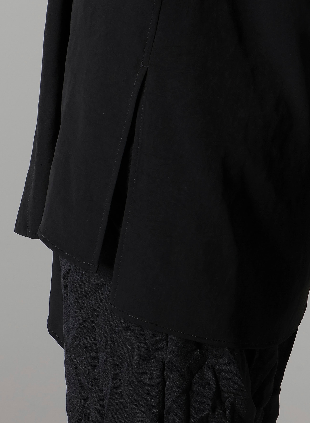 TA/PE CREPE DE CHINE ASYMMETRIC BLOUSE