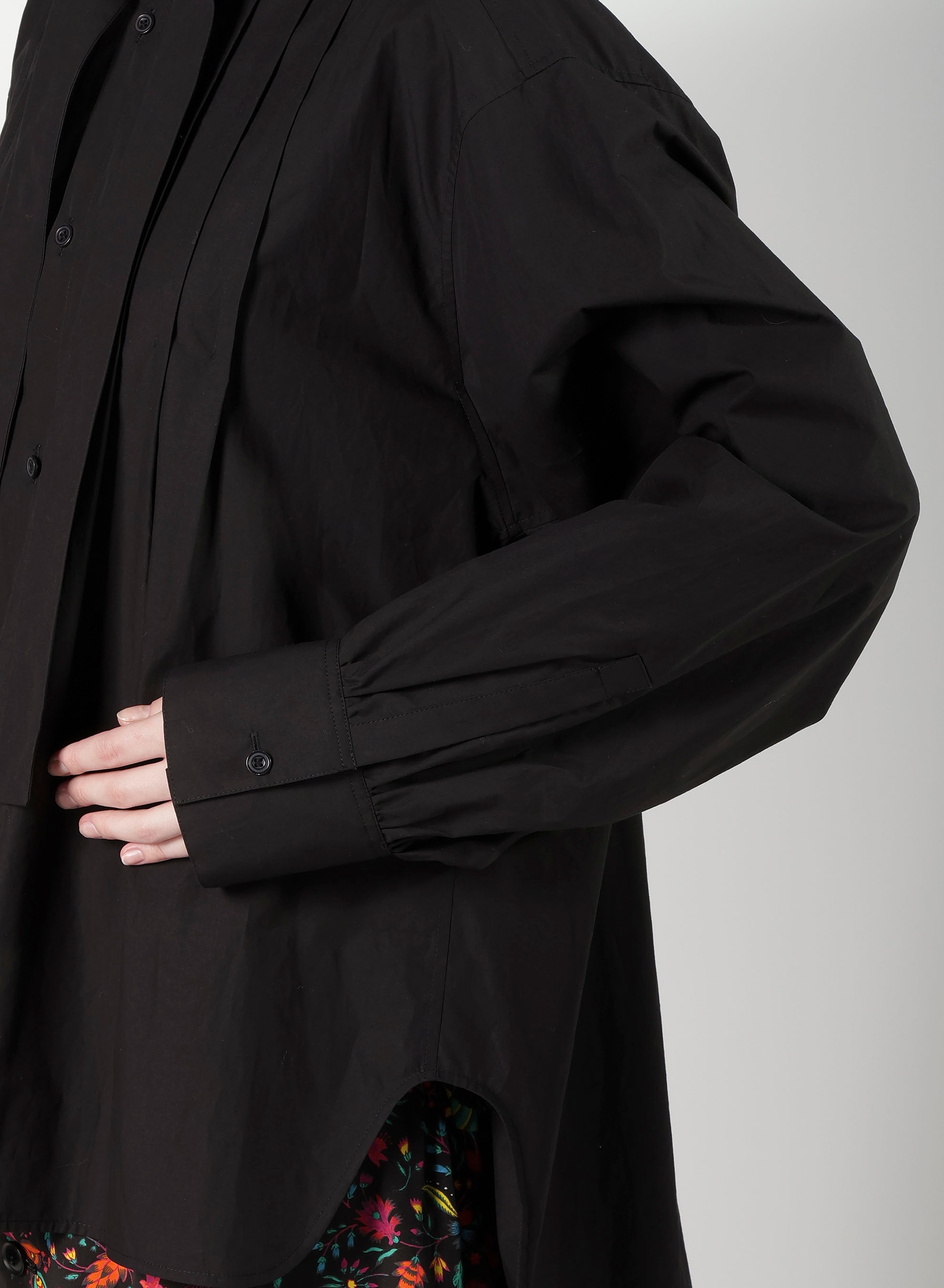 COMPACT TYPEWRITER SHIRT WITH BOWTIE
