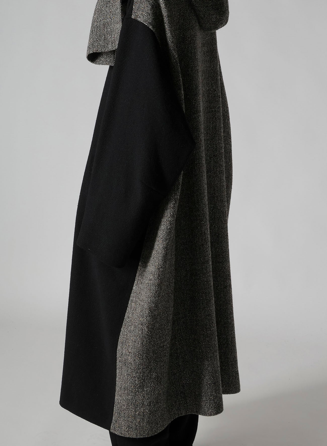 BIG HERRINGBONE DETACHABLE HOODIE COAT