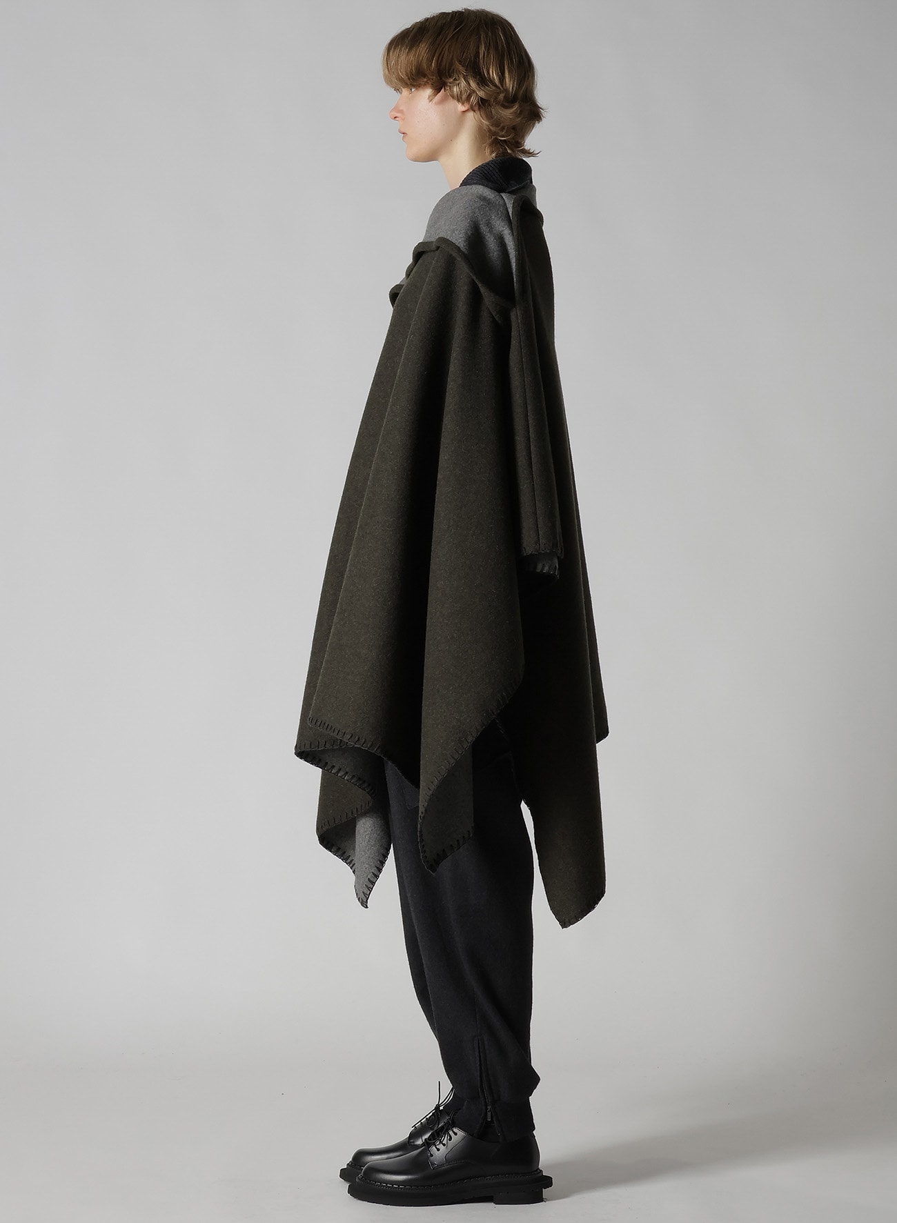 W/NY REVERSIBLE JERSEY ASYMMETERIC CAPE