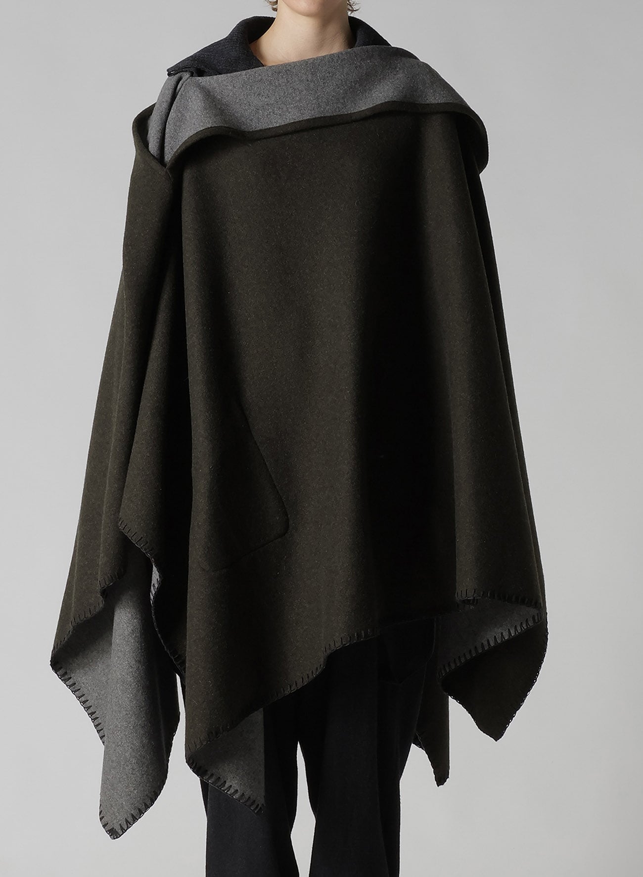 W/NY REVERSIBLE JERSEY ASYMMETERIC CAPE
