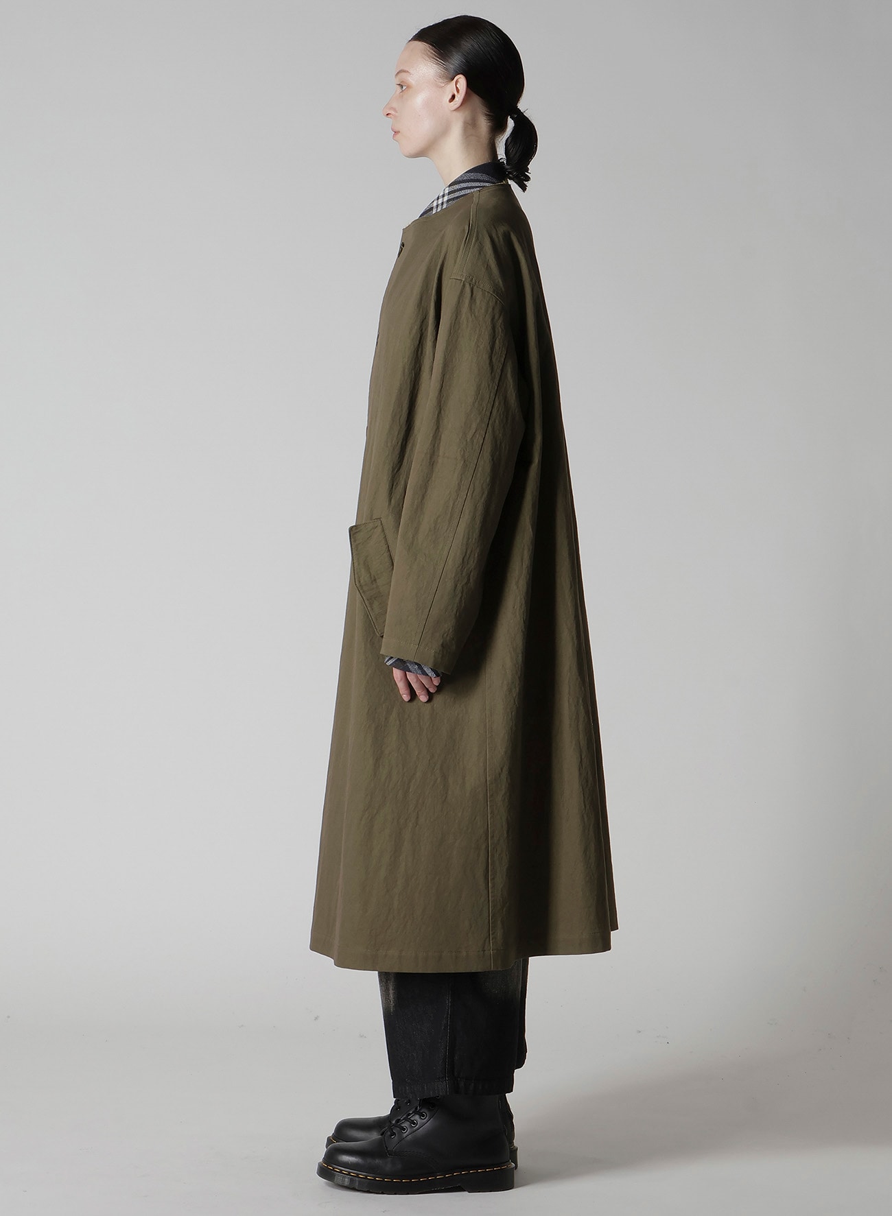 COTTON NYLON GABARDINE COLLARLESS COAT
