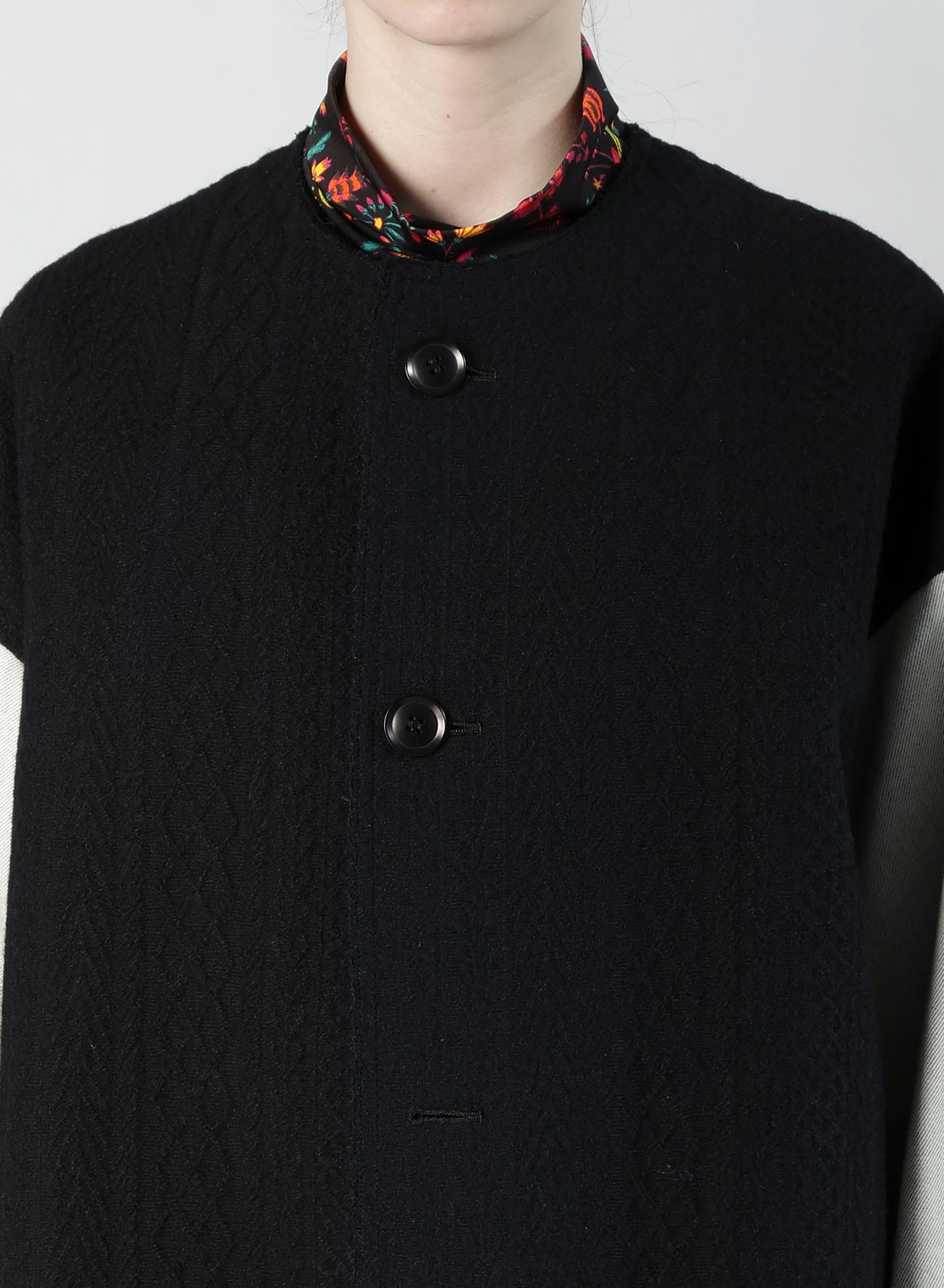 CABLE JQ KNIT COLLERLESS COAT
