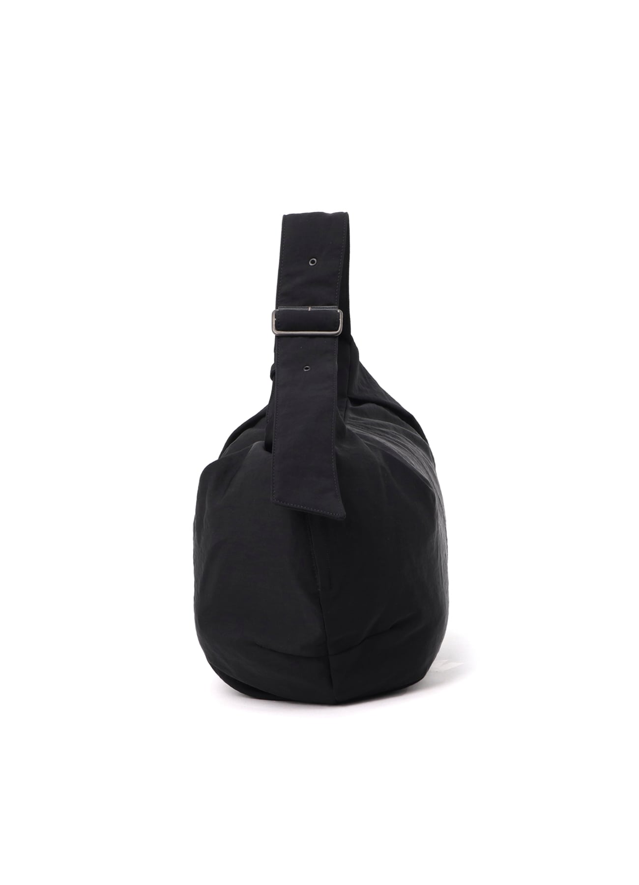 NYLON WASHER TWILL GYOZA-STYLE BAG