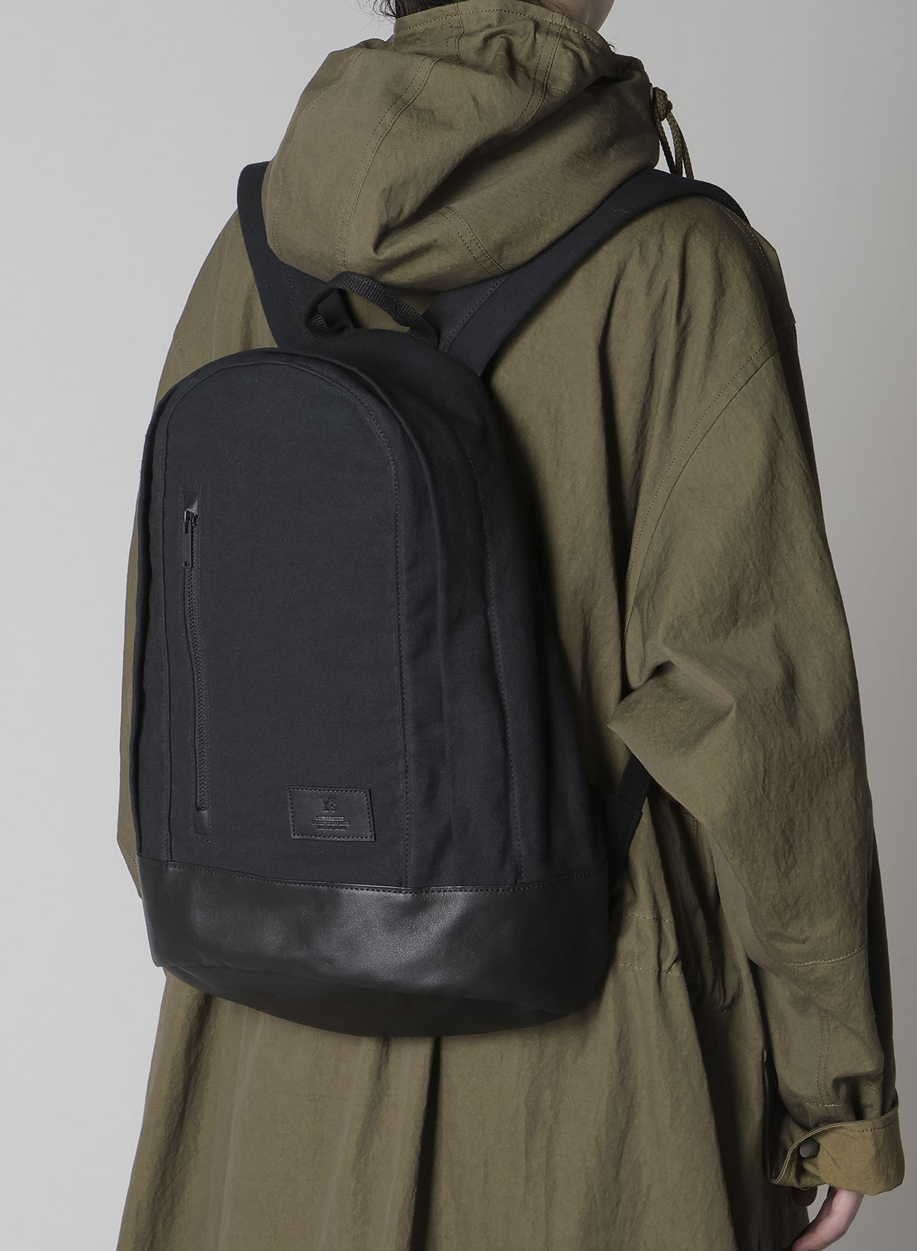 COTTON LINEN TWILL / LEATHER BACKPACK