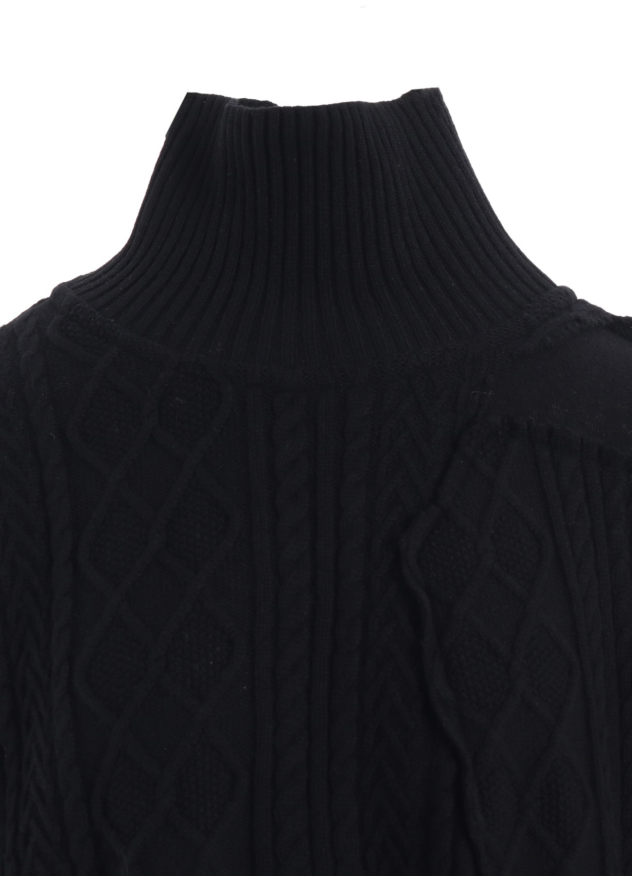 DECONSRUCTED DESIGN CABLE KNIT PULLOVER