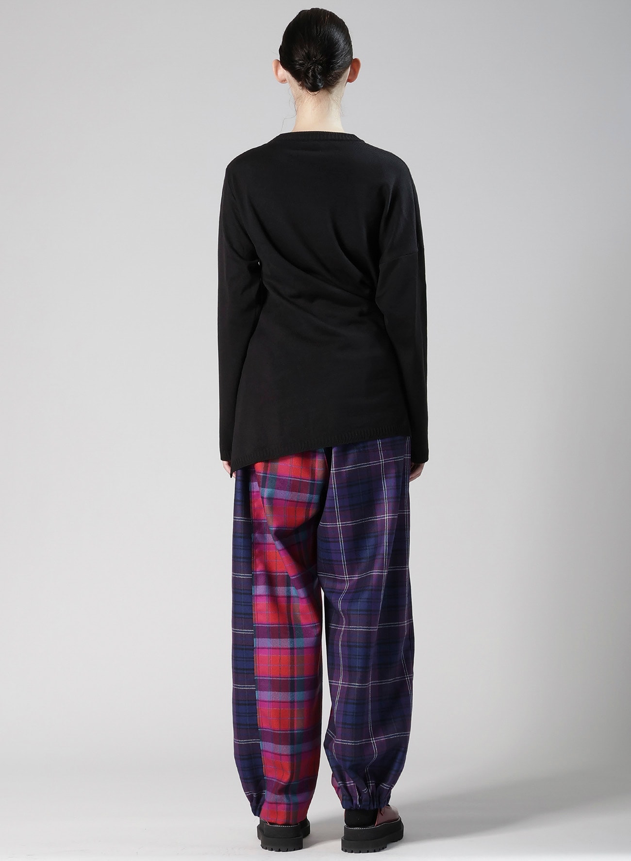 WOOL BREND TWISTED KNIT