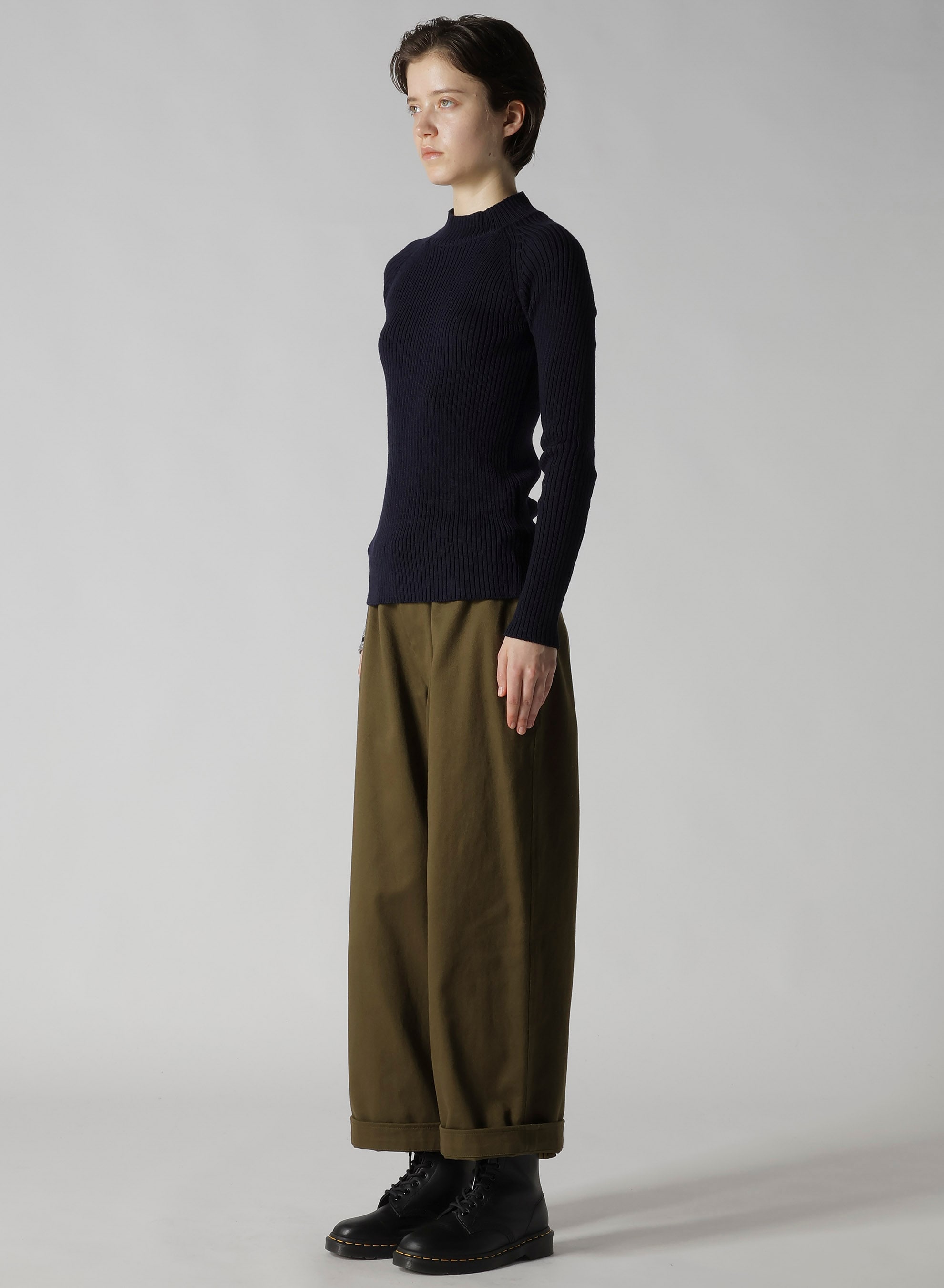 RIBBED MINI HIGH NECK PULLOVER