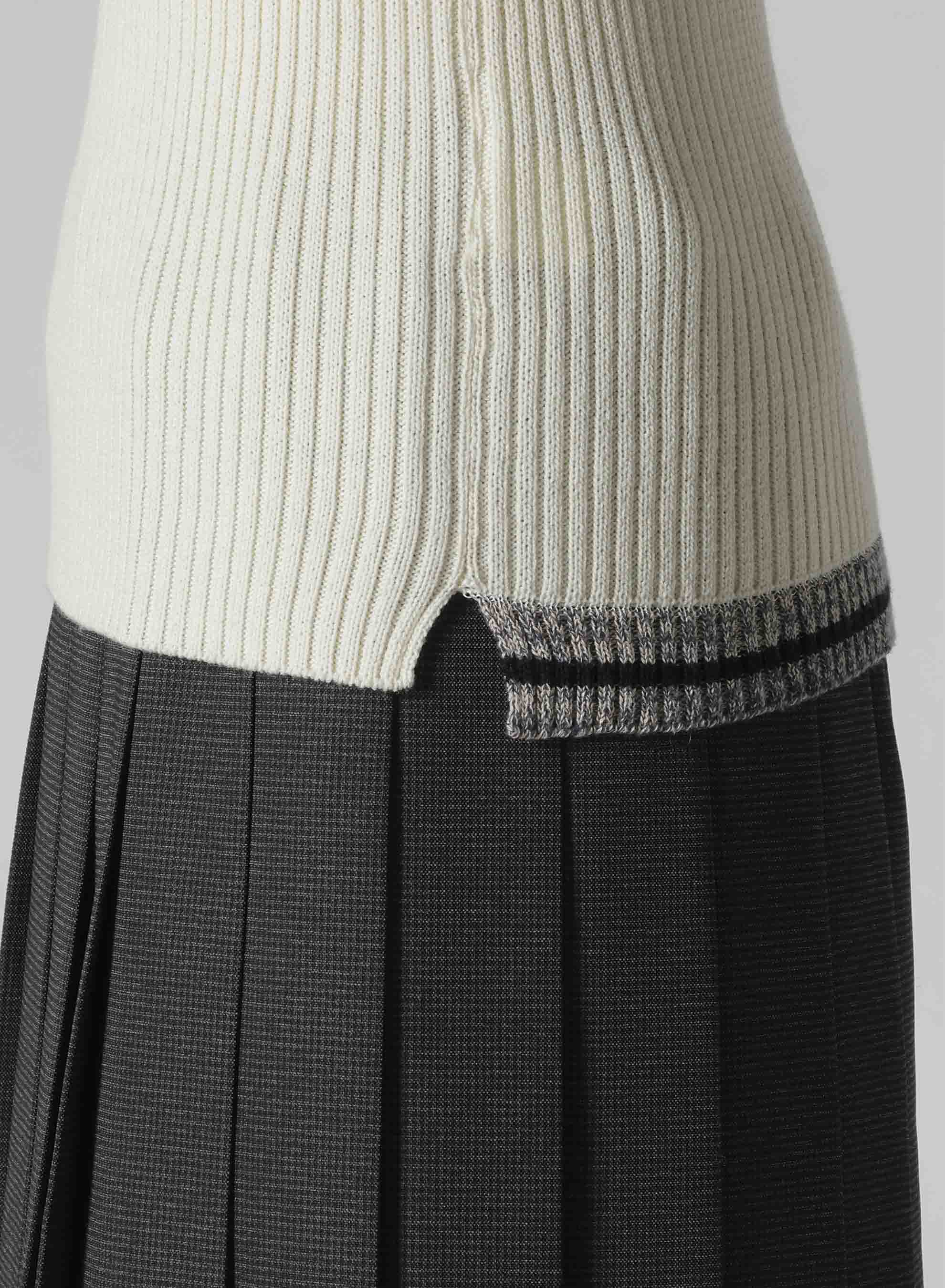 RIBBED HIGH NECK PULLOVER