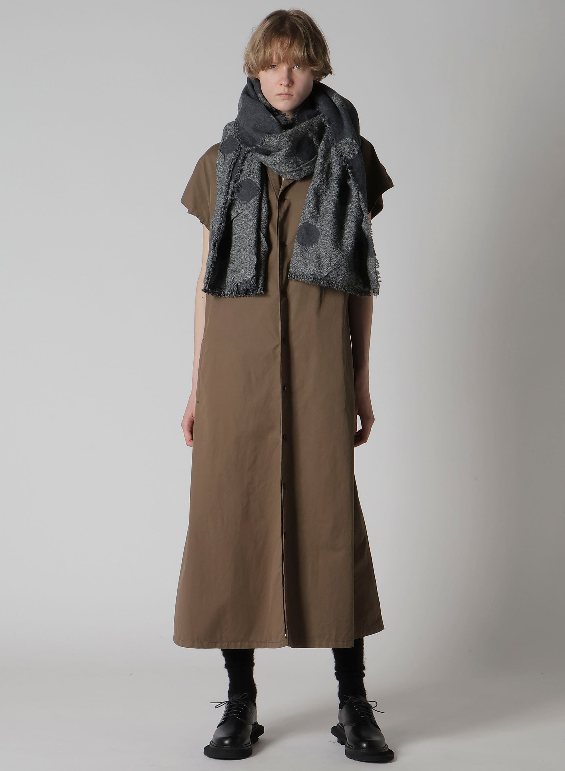 WOOL MILLING REVERSIBLE POLKA DOT SCARF