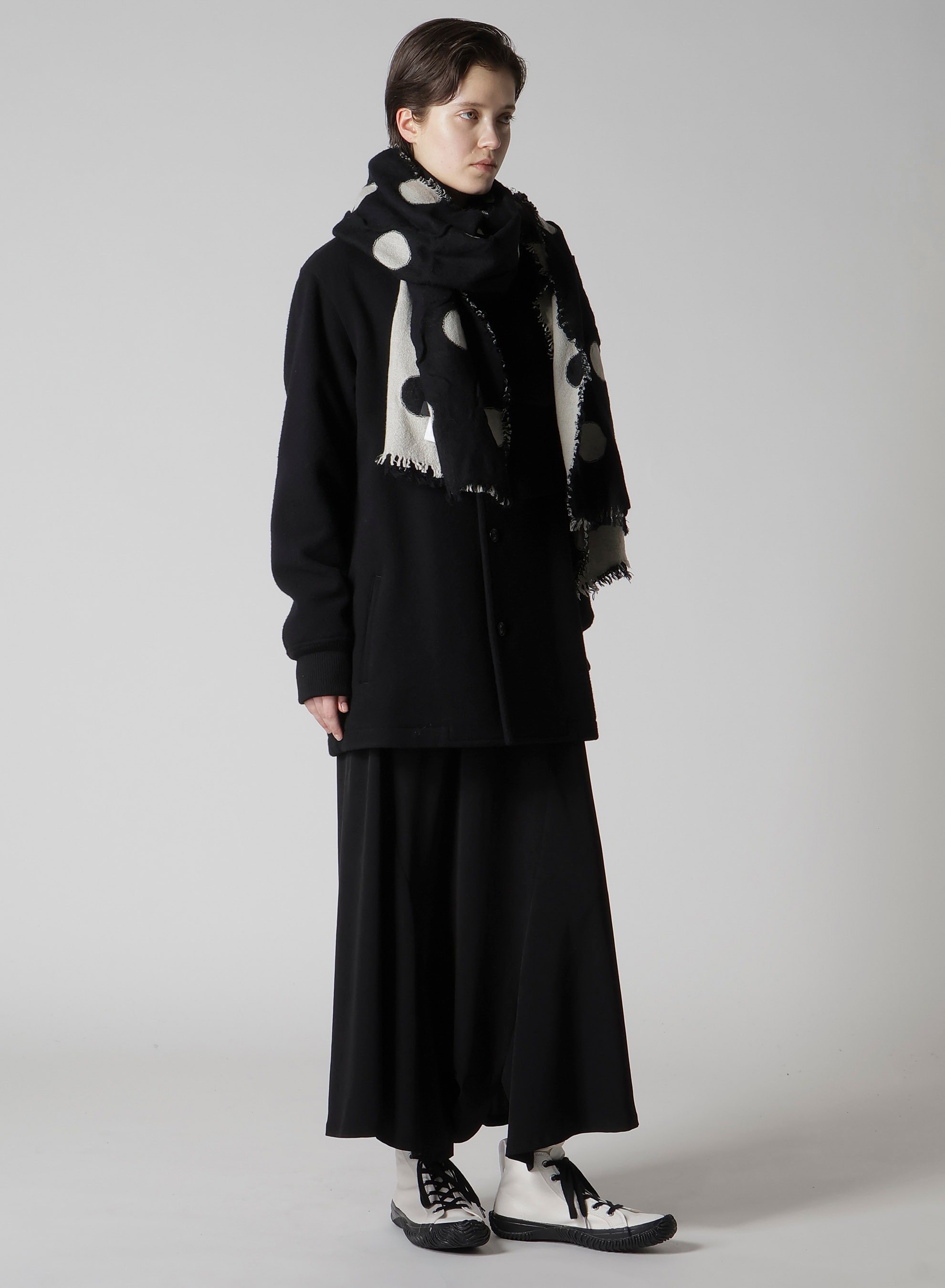 WOOL MILLING REVERSIBLE POLKA DOT SCARF