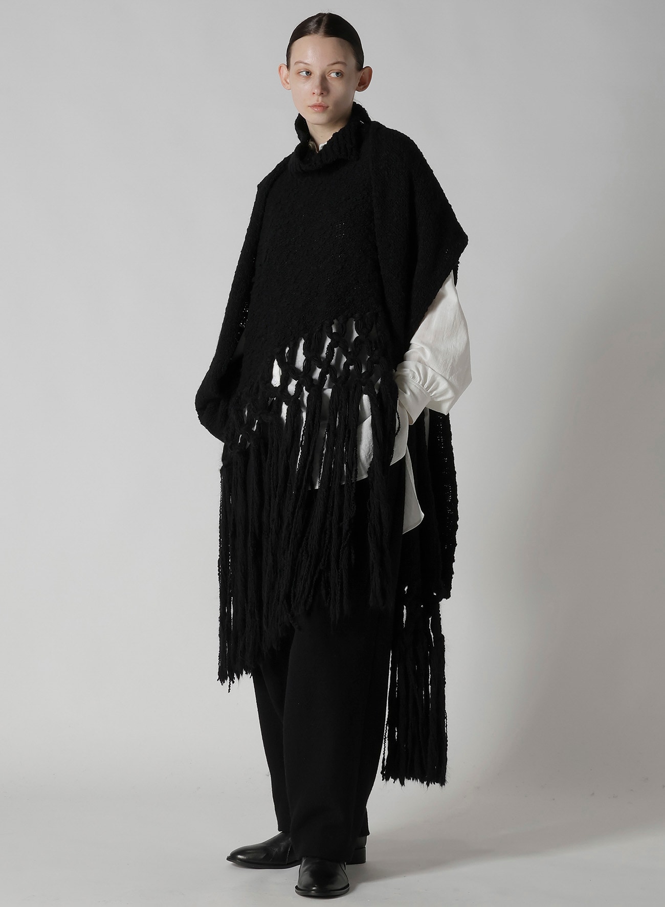 WOOL BREND FRINGE SCARF