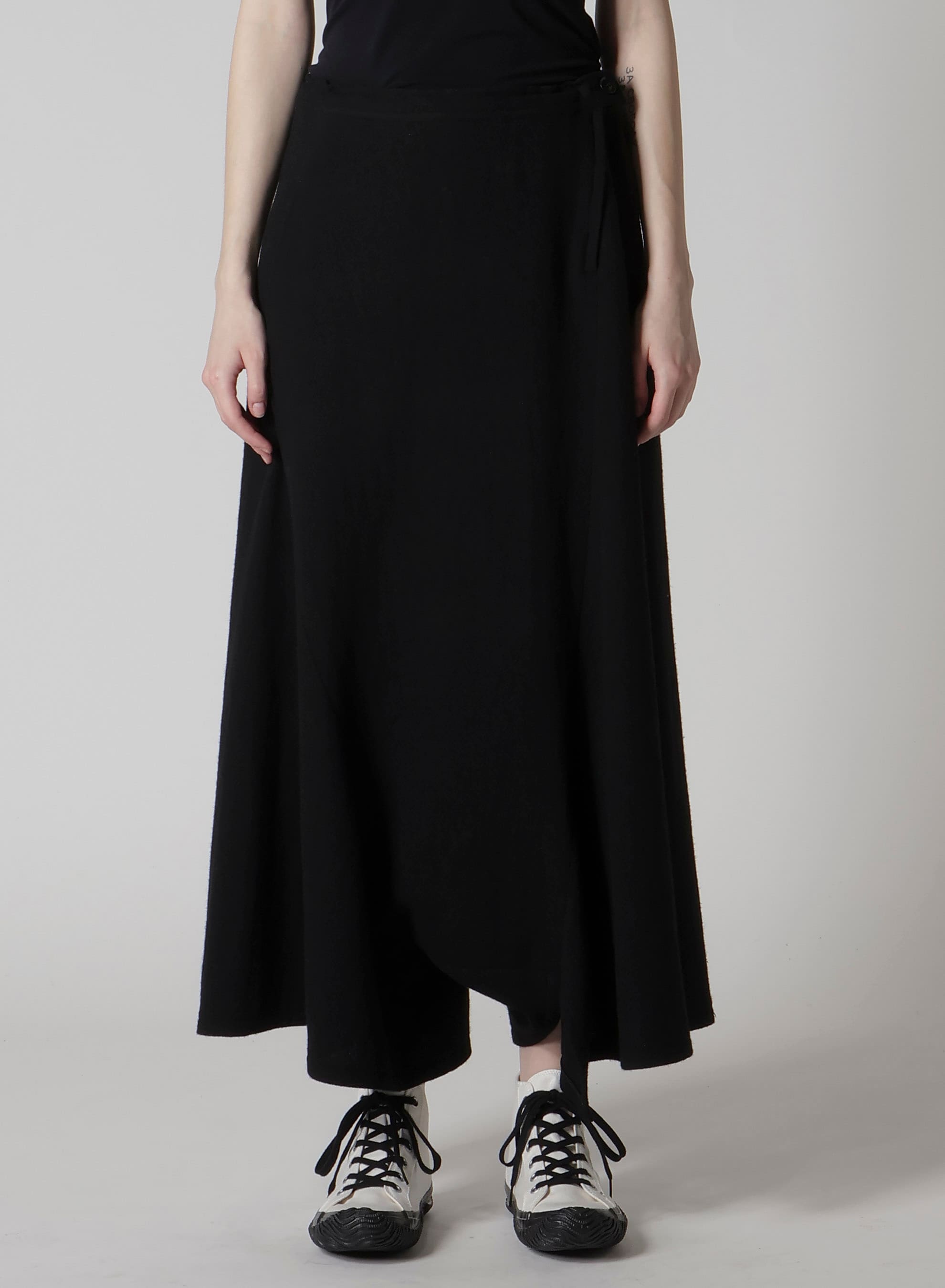 TOP VINTAGE FLANNEL ASYMMETRIC FLARE PANTS