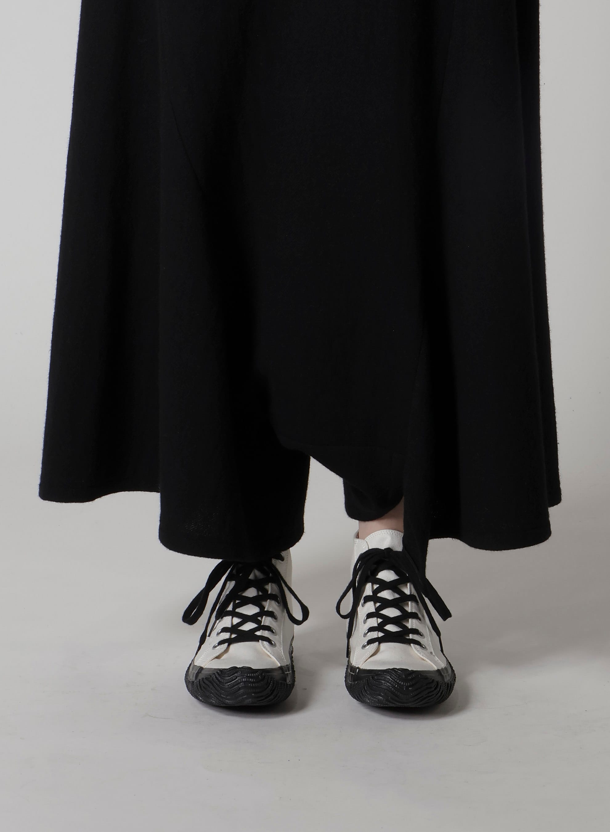 TOP VINTAGE FLANNEL ASYMMETRIC FLARE PANTS