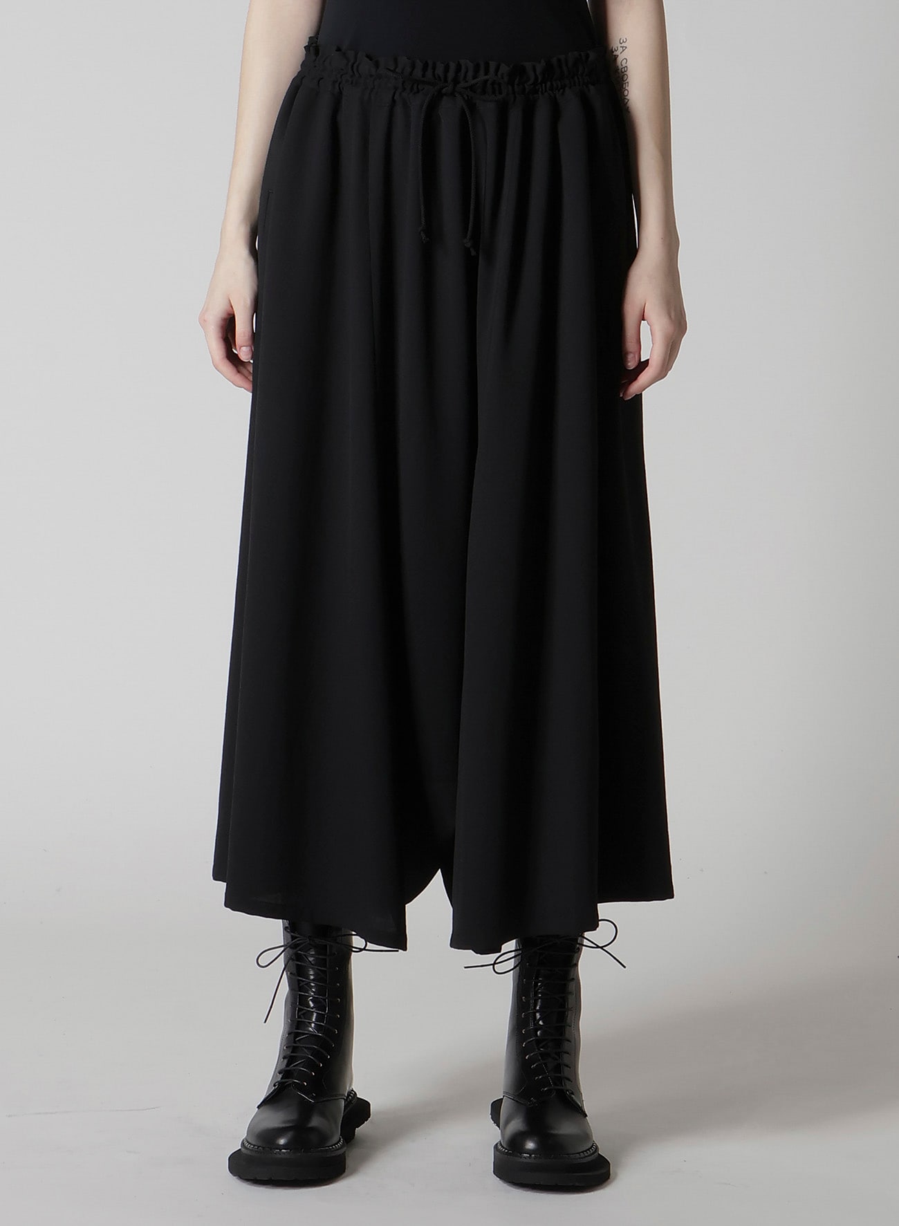 WOOL SERGE GATHER PANTS