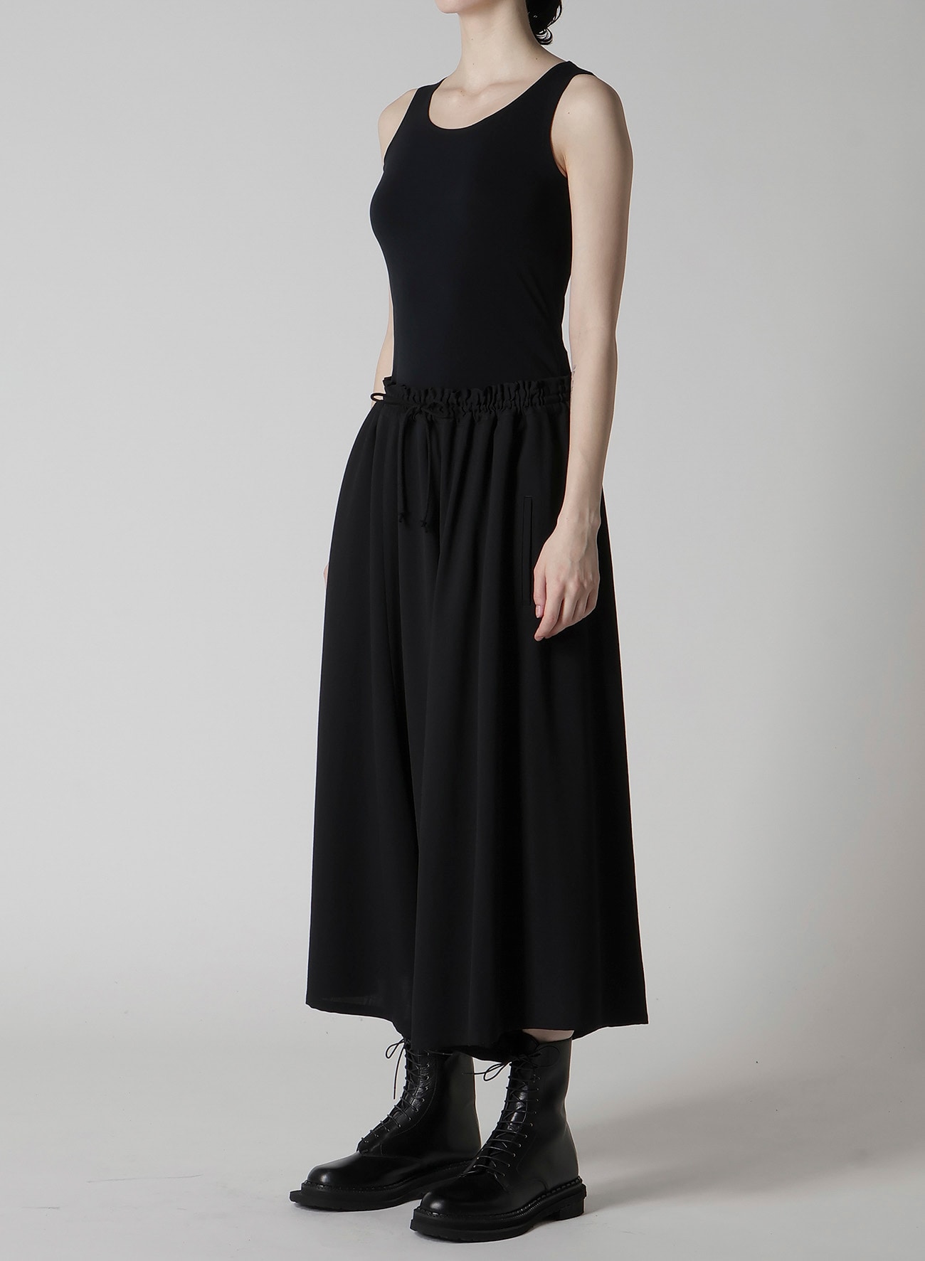 WOOL SERGE GATHER PANTS