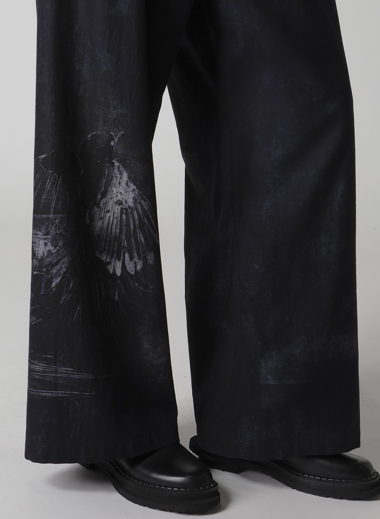 BIRD PRINT DENIM LONG STRAIGHT PANTS
